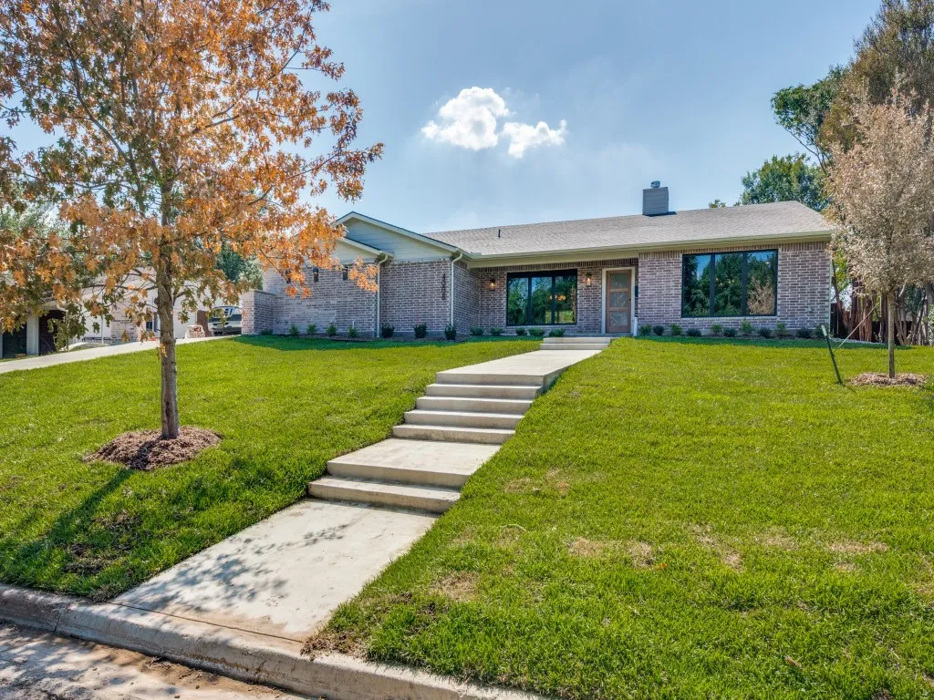 Single Family Residence For Sale in Tarrant County , 4008 Tamworth Road, Fort Worth, Texas 76116, 4 Bedroom, 5 Bathroom, 3 Garage spaces, 3,826 Sqft, built in 2026, mls#21360034, Real Estate Agent in Fort Worth, Homes For Sale in Tarrant county, Homes For Sale in Fort Worth, Realtor in Fort Worth Texas, Real Estate Brokerage Independent Realty Texas, Luminita Cordes Realtor