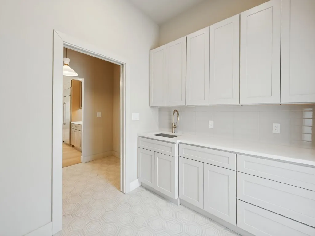 Single Family Residence For Sale in Tarrant County , 4008 Tamworth Road, Fort Worth, Texas 76116, 4 Bedroom, 5 Bathroom, 3 Garage spaces, 3,826 Sqft, built in 2026, mls#21360034, Real Estate Agent in Fort Worth, Homes For Sale in Tarrant county, Homes For Sale in Fort Worth, Realtor in Fort Worth Texas, Real Estate Brokerage Independent Realty Texas, Luminita Cordes Realtor