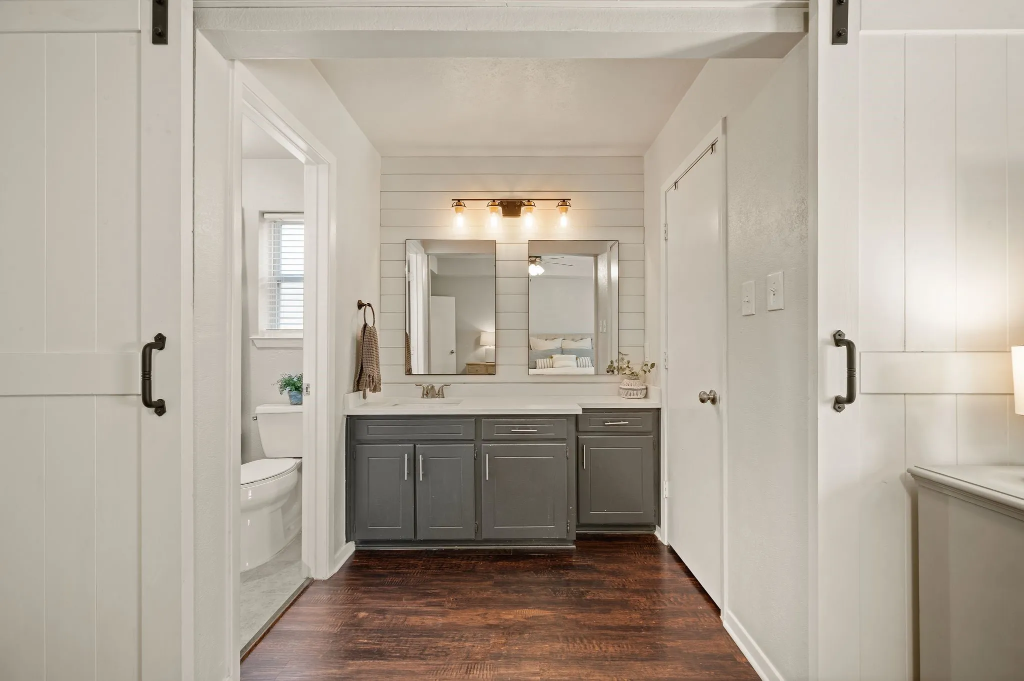 Single Family Residence For Sale in Tarrant County , 328 Cindy Street S, Keller, Texas 76248, 3 Bedroom, 2 Bathroom, 2 Garage spaces, 1,353 Sqft, built in 1985, mls#21376257, Real Estate Agent in Keller, Homes For Sale in Tarrant county, Homes For Sale in Keller, Realtor in Keller Texas, Real Estate Brokerage Independent Realty Texas, Luminita Cordes Realtor