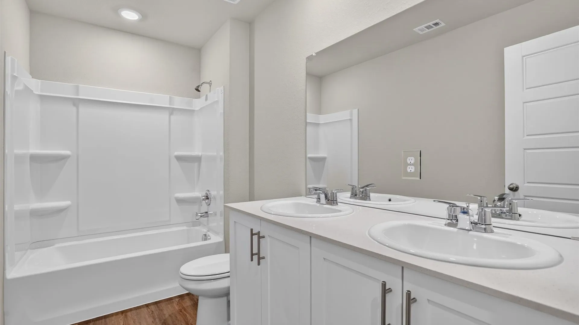 Single Family Residence For Sale in Wise County , 184 HIBISCUS Drive, Boyd, Texas 76023, 5 Bedroom, 2 Bathroom, 2 Garage spaces, 1,818 Sqft, built in 2026, mls#21376203, Real Estate Agent in Boyd, Homes For Sale in Wise county, Homes For Sale in Boyd, Realtor in Boyd Texas, Real Estate Brokerage Independent Realty Texas, Luminita Cordes Realtor