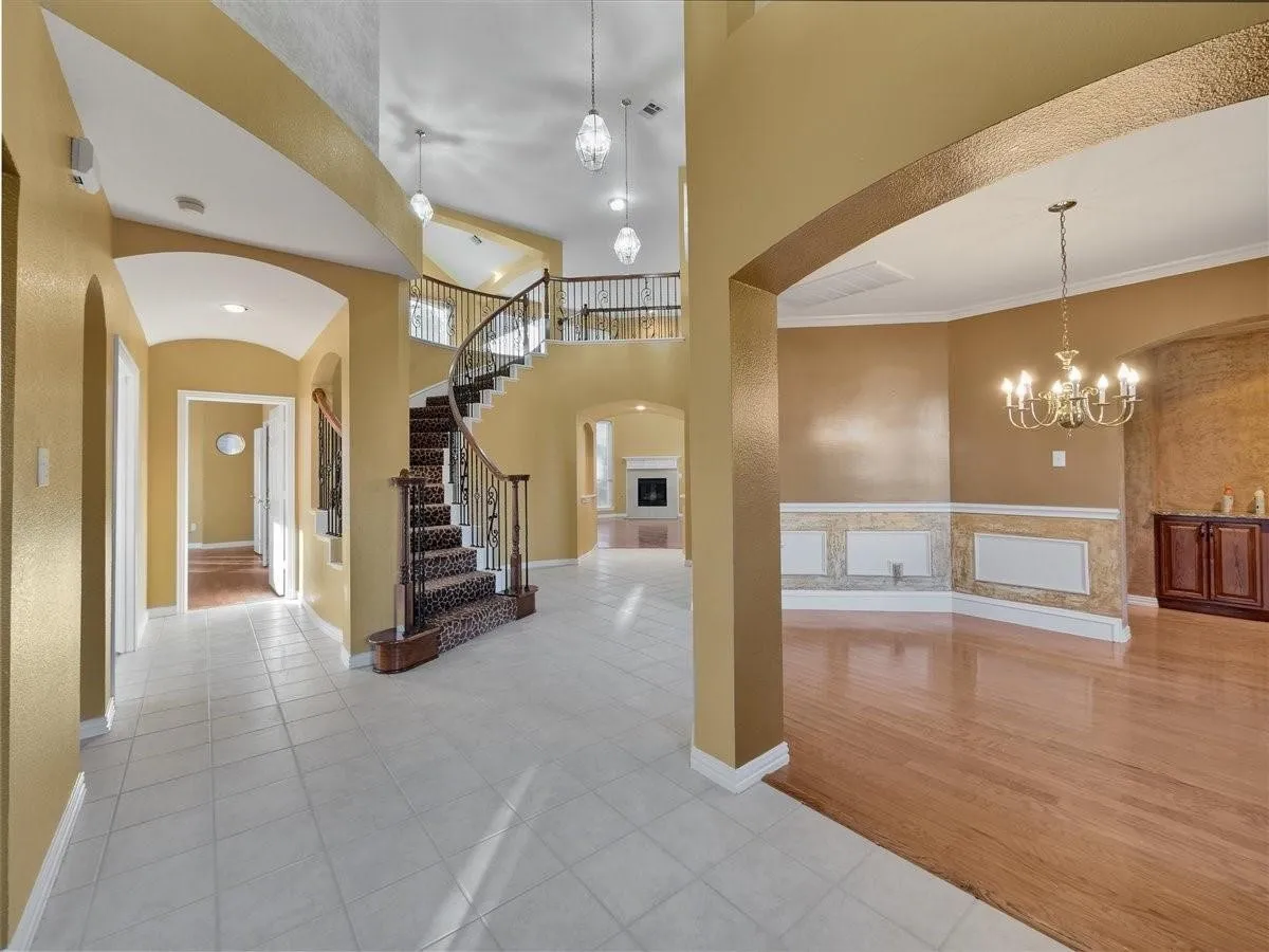 Single Family Residence For Rent in Dallas County , 4551 Durrand Drive, Grand Prairie, Texas 75052, 5 Bedroom, 4 Bathroom, 2 Garage spaces, 3,894 Sqft, built in 2003, mls#21377937, Real Estate Agent in Grand Prairie, Homes For Rent in Dallas county, Homes For Rent in Grand Prairie, Realtor in Grand Prairie Texas, Real Estate Brokerage Independent Realty Texas, Luminita Cordes Realtor