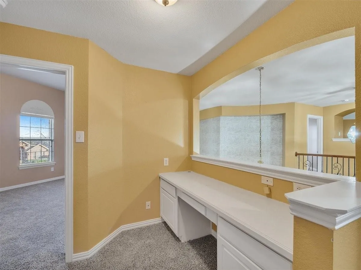 Single Family Residence For Rent in Dallas County , 4551 Durrand Drive, Grand Prairie, Texas 75052, 5 Bedroom, 4 Bathroom, 2 Garage spaces, 3,894 Sqft, built in 2003, mls#21377937, Real Estate Agent in Grand Prairie, Homes For Rent in Dallas county, Homes For Rent in Grand Prairie, Realtor in Grand Prairie Texas, Real Estate Brokerage Independent Realty Texas, Luminita Cordes Realtor