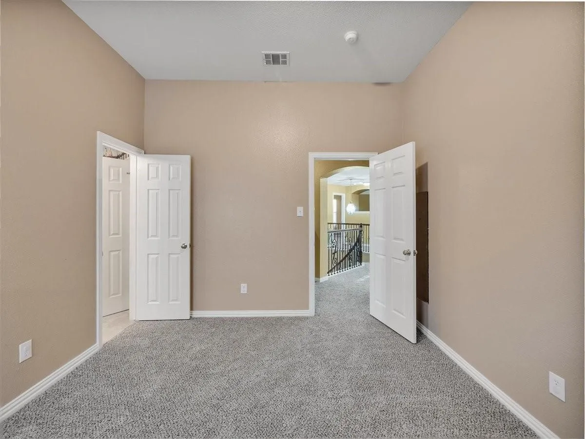 Single Family Residence For Rent in Dallas County , 4551 Durrand Drive, Grand Prairie, Texas 75052, 5 Bedroom, 4 Bathroom, 2 Garage spaces, 3,894 Sqft, built in 2003, mls#21377937, Real Estate Agent in Grand Prairie, Homes For Rent in Dallas county, Homes For Rent in Grand Prairie, Realtor in Grand Prairie Texas, Real Estate Brokerage Independent Realty Texas, Luminita Cordes Realtor