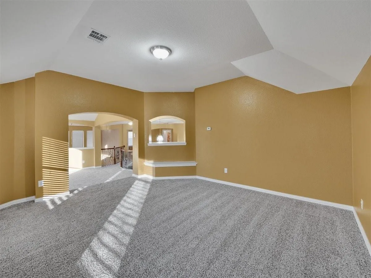 Single Family Residence For Rent in Dallas County , 4551 Durrand Drive, Grand Prairie, Texas 75052, 5 Bedroom, 4 Bathroom, 2 Garage spaces, 3,894 Sqft, built in 2003, mls#21377937, Real Estate Agent in Grand Prairie, Homes For Rent in Dallas county, Homes For Rent in Grand Prairie, Realtor in Grand Prairie Texas, Real Estate Brokerage Independent Realty Texas, Luminita Cordes Realtor