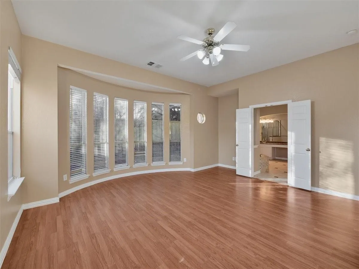 Single Family Residence For Rent in Dallas County , 4551 Durrand Drive, Grand Prairie, Texas 75052, 5 Bedroom, 4 Bathroom, 2 Garage spaces, 3,894 Sqft, built in 2003, mls#21377937, Real Estate Agent in Grand Prairie, Homes For Rent in Dallas county, Homes For Rent in Grand Prairie, Realtor in Grand Prairie Texas, Real Estate Brokerage Independent Realty Texas, Luminita Cordes Realtor