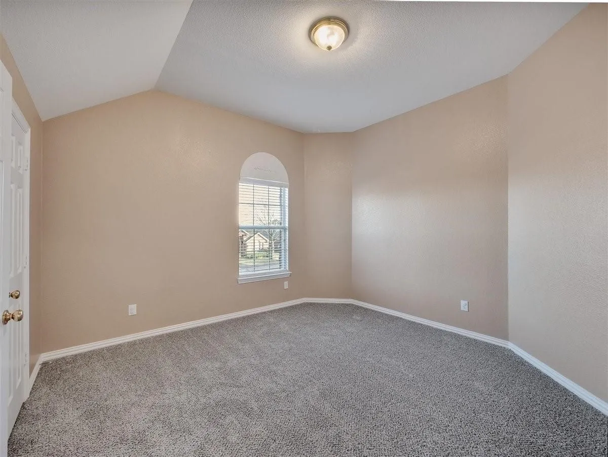 Single Family Residence For Rent in Dallas County , 4551 Durrand Drive, Grand Prairie, Texas 75052, 5 Bedroom, 4 Bathroom, 2 Garage spaces, 3,894 Sqft, built in 2003, mls#21377937, Real Estate Agent in Grand Prairie, Homes For Rent in Dallas county, Homes For Rent in Grand Prairie, Realtor in Grand Prairie Texas, Real Estate Brokerage Independent Realty Texas, Luminita Cordes Realtor