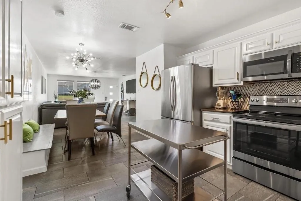 Duplex For Rent in Denton County , 3606 Kayewood Drive 3606, Little Elm, Texas 75068, 2 Bedroom, 2 Bathroom, Garage spaces, 1,150 Sqft, built in 2021, mls#21377940, Real Estate Agent in Little Elm, Homes For Rent in Denton county, Homes For Rent in Little Elm, Realtor in Little Elm Texas, Real Estate Brokerage Independent Realty Texas, Luminita Cordes Realtor