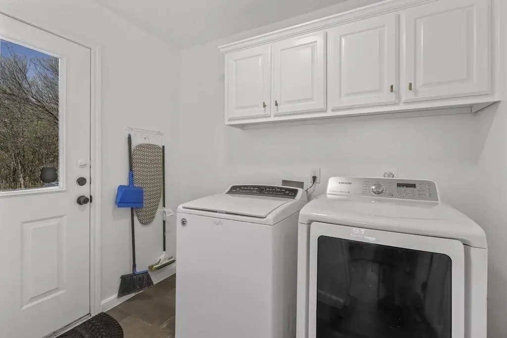 Duplex For Rent in Denton County , 3606 Kayewood Drive 3606, Little Elm, Texas 75068, 2 Bedroom, 2 Bathroom, Garage spaces, 1,150 Sqft, built in 2021, mls#21377940, Real Estate Agent in Little Elm, Homes For Rent in Denton county, Homes For Rent in Little Elm, Realtor in Little Elm Texas, Real Estate Brokerage Independent Realty Texas, Luminita Cordes Realtor