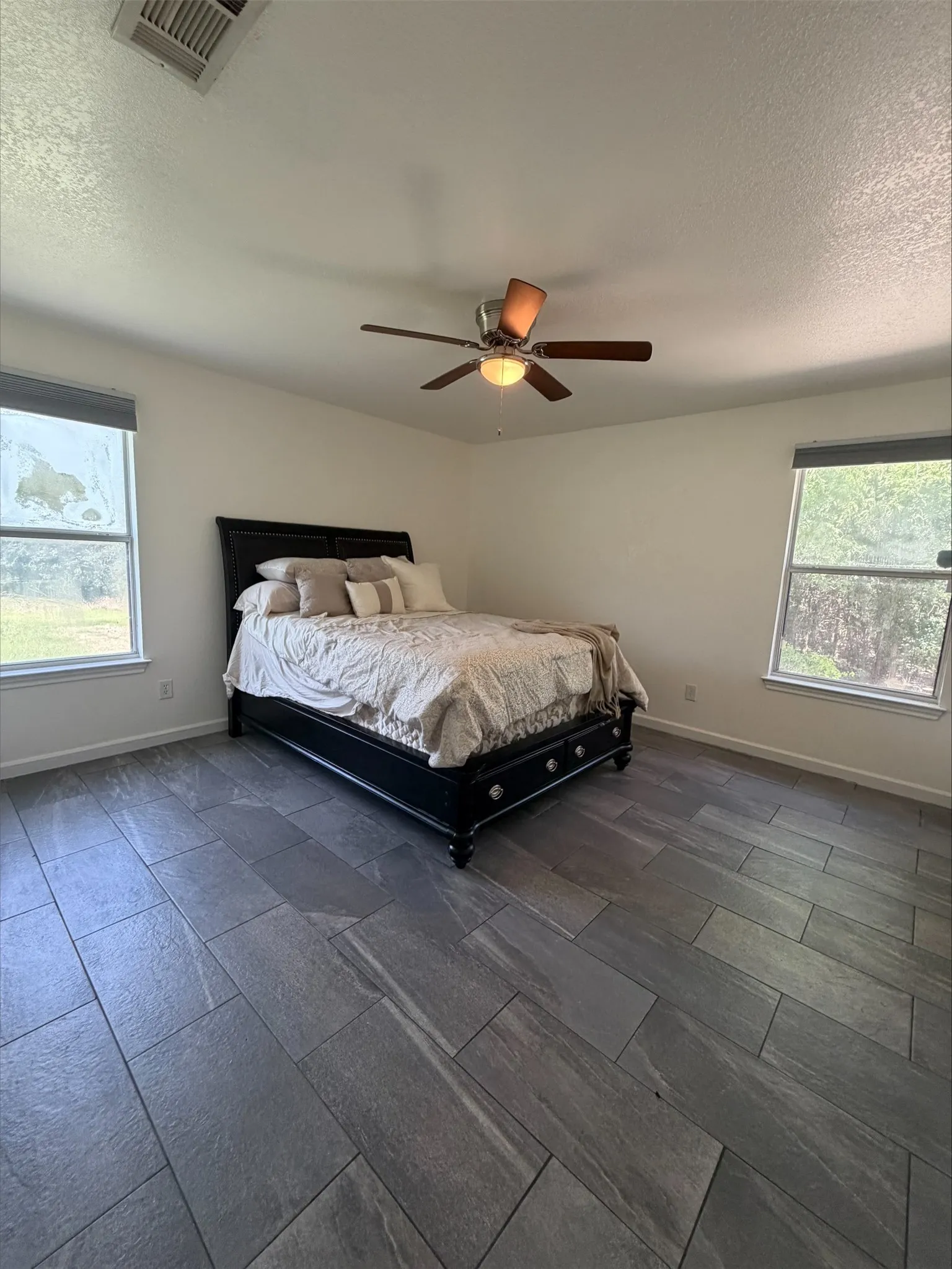 Duplex For Rent in Denton County , 3606 Kayewood Drive 3606, Little Elm, Texas 75068, 2 Bedroom, 2 Bathroom, Garage spaces, 1,150 Sqft, built in 2021, mls#21377940, Real Estate Agent in Little Elm, Homes For Rent in Denton county, Homes For Rent in Little Elm, Realtor in Little Elm Texas, Real Estate Brokerage Independent Realty Texas, Luminita Cordes Realtor