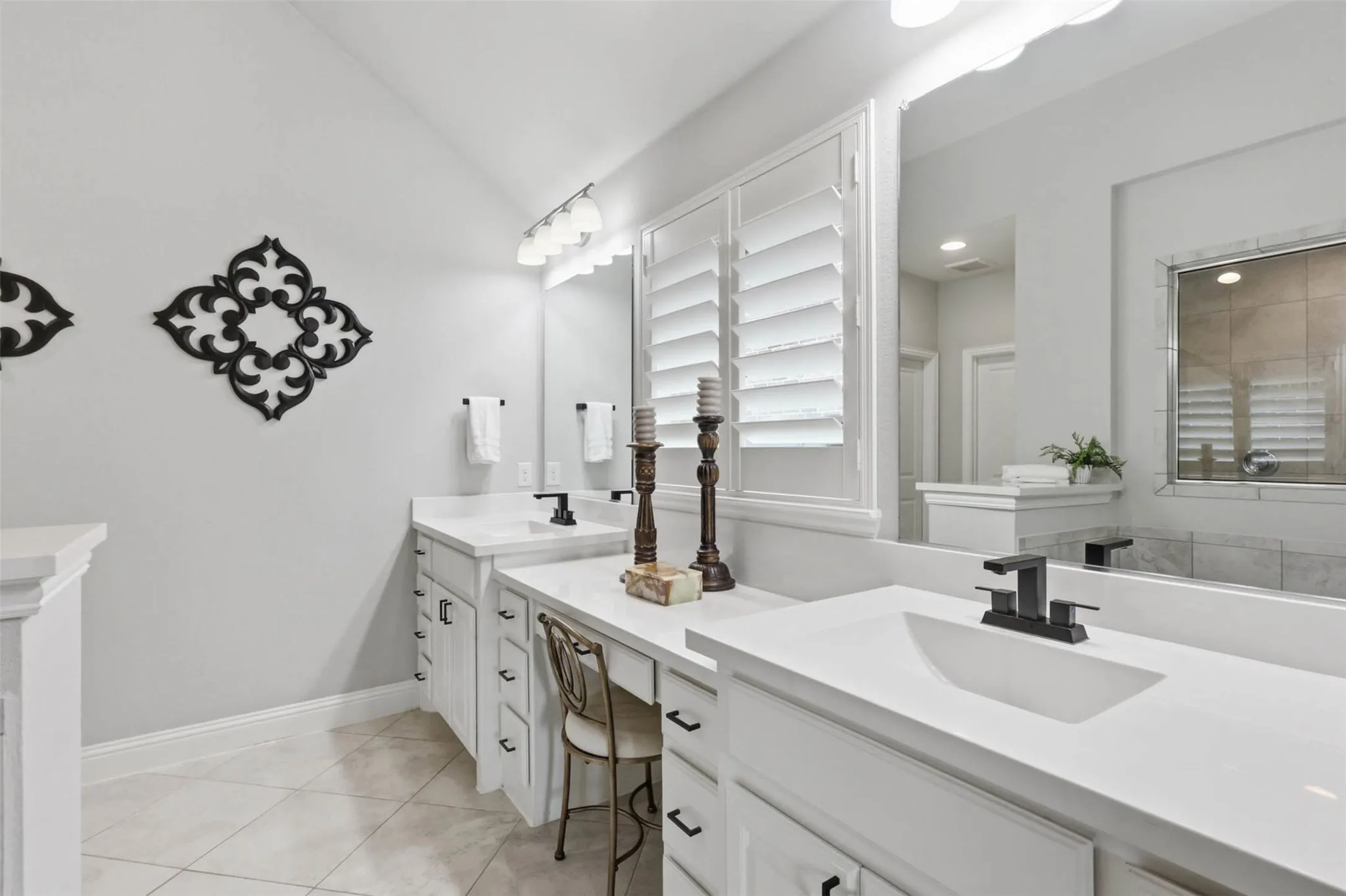 Single Family Residence For Sale in Denton County , 16117 Plum Court, Prosper, Texas 75078, 4 Bedroom, 3 Bathroom, 2 Garage spaces, 2,052 Sqft, built in 2017, mls#21377948, Real Estate Agent in Prosper, Homes For Sale in Denton county, Homes For Sale in Prosper, Realtor in Prosper Texas, Real Estate Brokerage Independent Realty Texas, Luminita Cordes Realtor