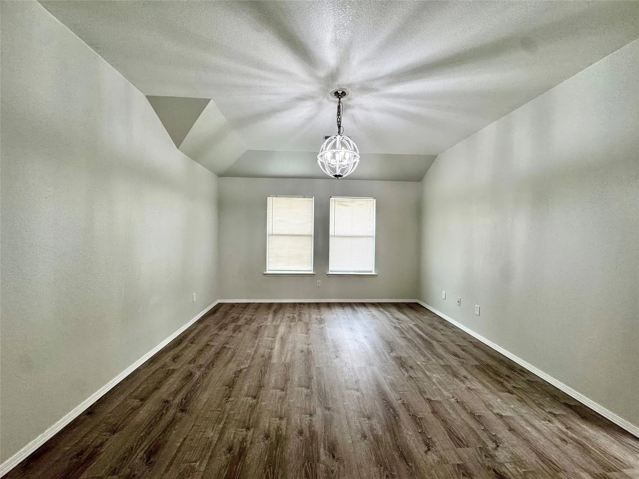 Single Family Residence For Rent in Tarrant County , 2812 Park Place Drive, Grand Prairie, Texas 75052, 3 Bedroom, 2 Bathroom, 2 Garage spaces, 2,197 Sqft, built in 2005, mls#21377953, Real Estate Agent in Grand Prairie, Homes For Rent in Tarrant county, Homes For Rent in Grand Prairie, Realtor in Grand Prairie Texas, Real Estate Brokerage Independent Realty Texas, Luminita Cordes Realtor