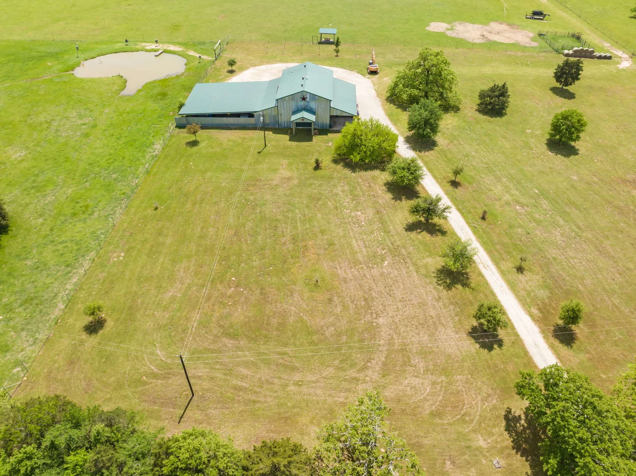 Farm For Sale in Freestone County , TBD Fcr 920, Mexia, Texas 76667, 4 Bedroom, 4 Bathroom, Garage spaces, 2,400 Sqft, built in 2016, mls#21377922, Real Estate Agent in Mexia, Homes For Sale in Freestone county, Homes For Sale in Mexia, Realtor in Mexia Texas, Real Estate Brokerage Independent Realty Texas, Luminita Cordes Realtor