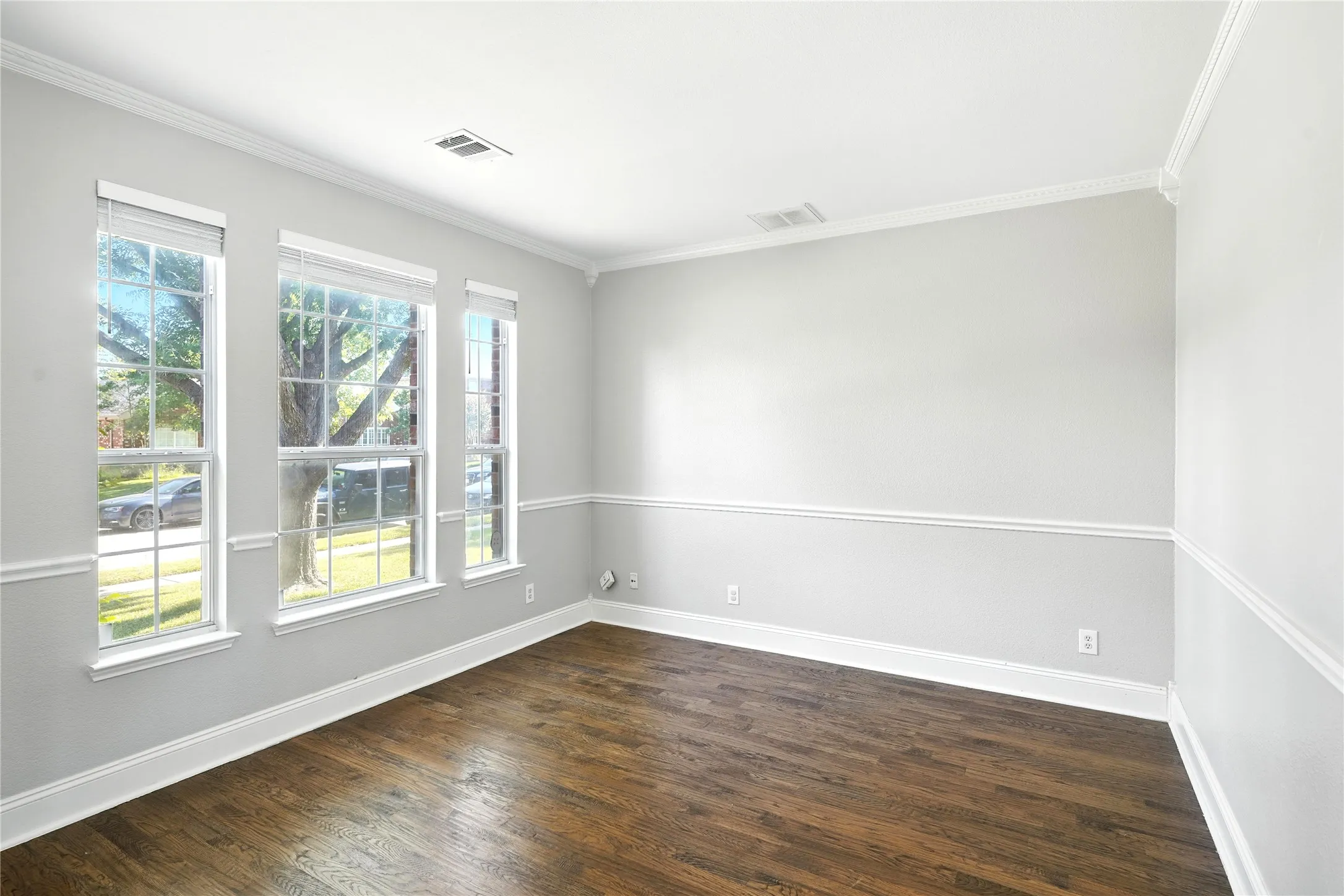 Single Family Residence For Rent in Collin County , 9808 Enmore Lane, Frisco, Texas 75035, 4 Bedroom, 3 Bathroom, 2 Garage spaces, 2,786 Sqft, built in 1998, mls#21377960, Real Estate Agent in Frisco, Homes For Rent in Collin county, Homes For Rent in Frisco, Realtor in Frisco Texas, Real Estate Brokerage Independent Realty Texas, Luminita Cordes Realtor