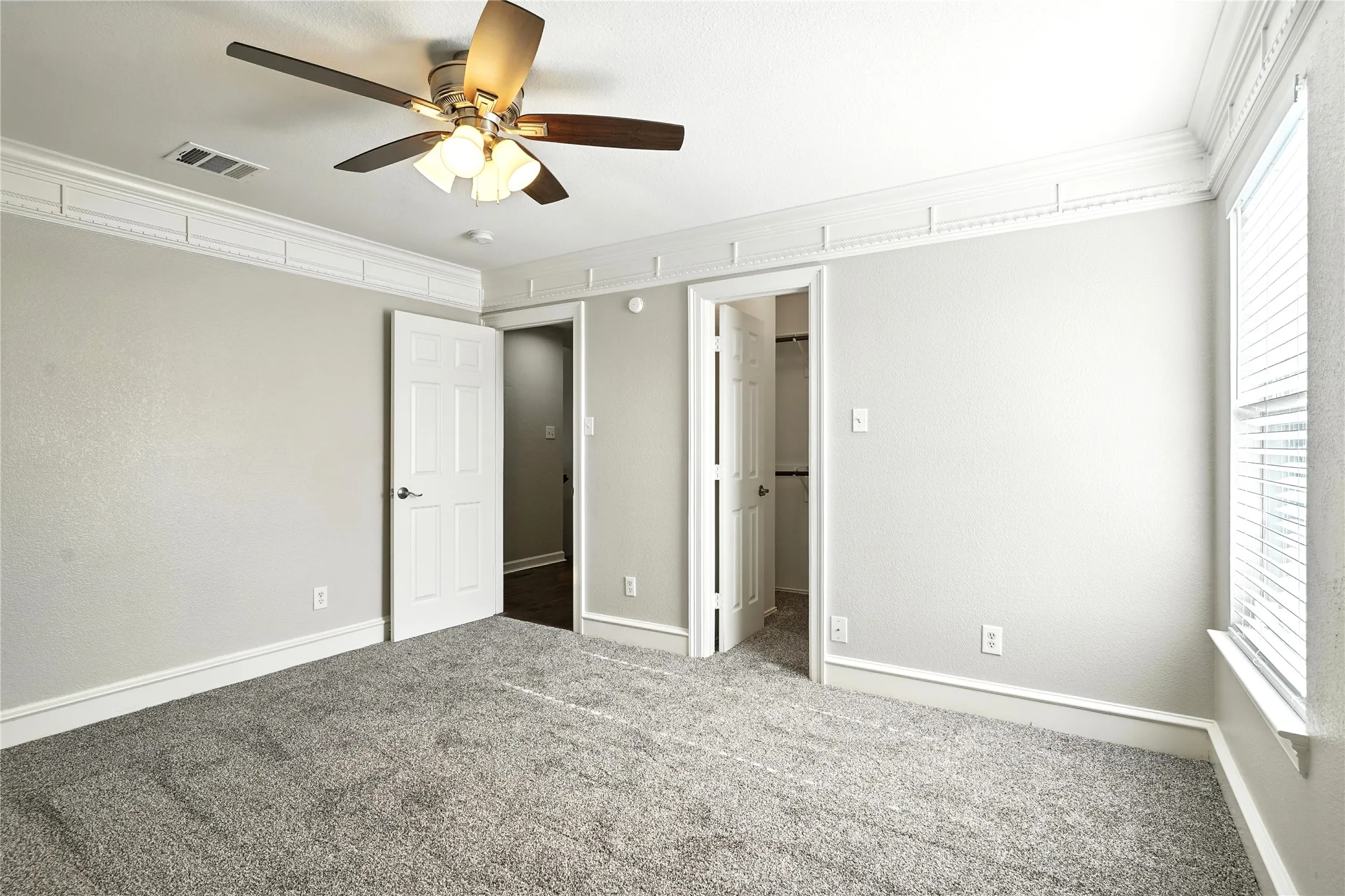 Single Family Residence For Rent in Collin County , 9808 Enmore Lane, Frisco, Texas 75035, 4 Bedroom, 3 Bathroom, 2 Garage spaces, 2,786 Sqft, built in 1998, mls#21377960, Real Estate Agent in Frisco, Homes For Rent in Collin county, Homes For Rent in Frisco, Realtor in Frisco Texas, Real Estate Brokerage Independent Realty Texas, Luminita Cordes Realtor