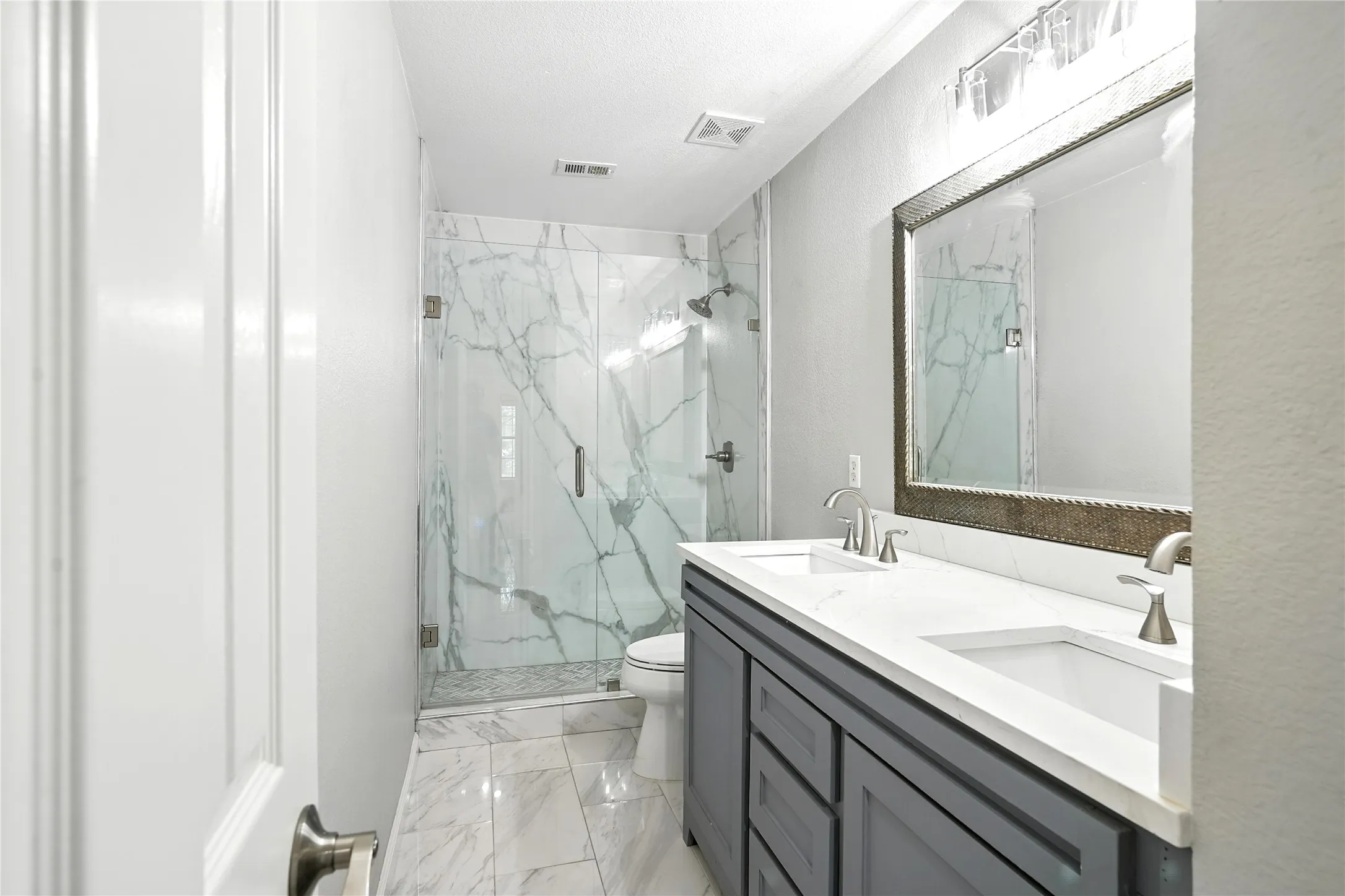 Single Family Residence For Rent in Collin County , 9808 Enmore Lane, Frisco, Texas 75035, 4 Bedroom, 3 Bathroom, 2 Garage spaces, 2,786 Sqft, built in 1998, mls#21377960, Real Estate Agent in Frisco, Homes For Rent in Collin county, Homes For Rent in Frisco, Realtor in Frisco Texas, Real Estate Brokerage Independent Realty Texas, Luminita Cordes Realtor