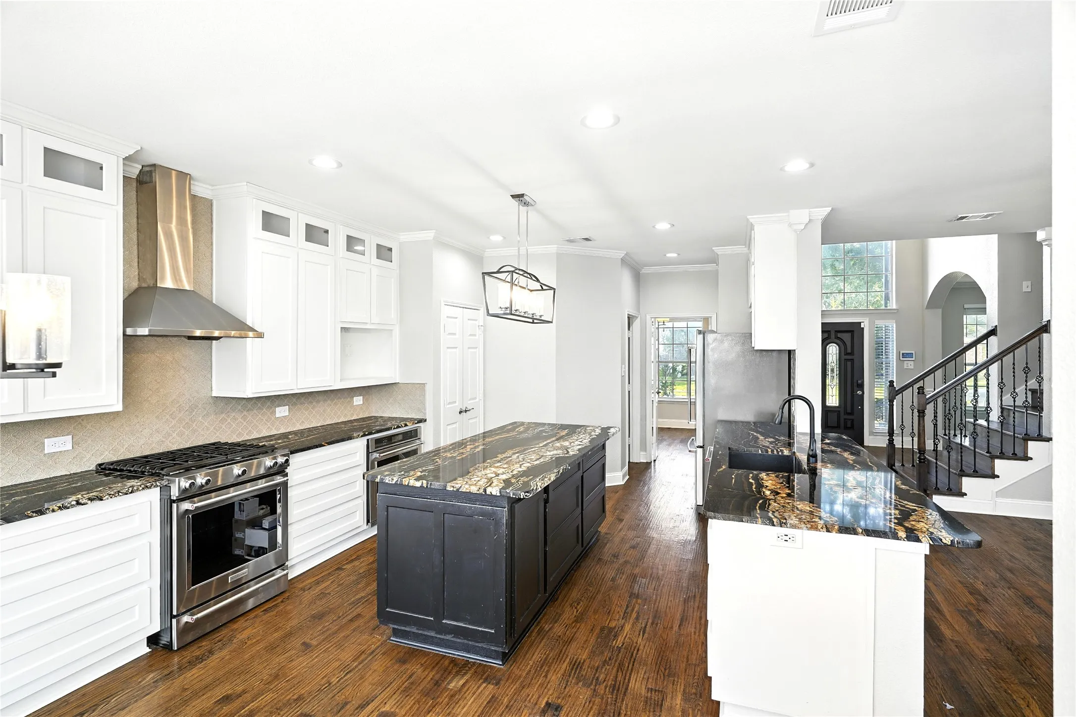 Single Family Residence For Rent in Collin County , 9808 Enmore Lane, Frisco, Texas 75035, 4 Bedroom, 3 Bathroom, 2 Garage spaces, 2,786 Sqft, built in 1998, mls#21377960, Real Estate Agent in Frisco, Homes For Rent in Collin county, Homes For Rent in Frisco, Realtor in Frisco Texas, Real Estate Brokerage Independent Realty Texas, Luminita Cordes Realtor