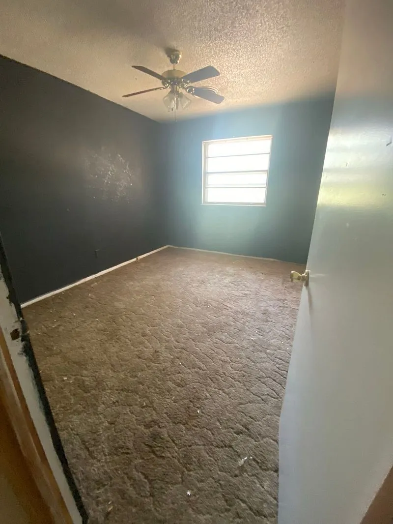 Townhouse For Sale in Taylor County , 4631 N 2nd Street, Abilene, Texas 79603, 4 Bedroom, 2 Bathroom, 1 Garage spaces, 2,200 Sqft, built in 1964, mls#21377944, Real Estate Agent in Abilene, Homes For Sale in Taylor county, Homes For Sale in Abilene, Realtor in Abilene Texas, Real Estate Brokerage Independent Realty Texas, Luminita Cordes Realtor