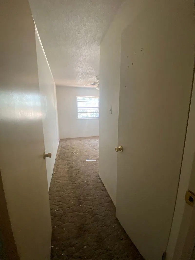 Townhouse For Sale in Taylor County , 4631 N 2nd Street, Abilene, Texas 79603, 4 Bedroom, 2 Bathroom, 1 Garage spaces, 2,200 Sqft, built in 1964, mls#21377944, Real Estate Agent in Abilene, Homes For Sale in Taylor county, Homes For Sale in Abilene, Realtor in Abilene Texas, Real Estate Brokerage Independent Realty Texas, Luminita Cordes Realtor