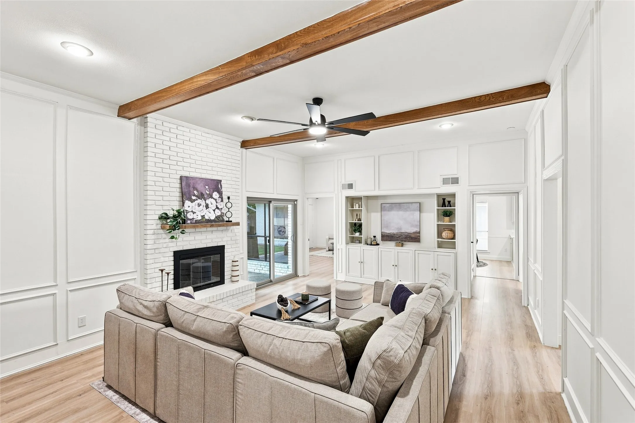 Single Family Residence For Sale in Dallas County , 1107 Sundial Drive, Richardson, Texas 75081, 3 Bedroom, 3 Bathroom, 2 Garage spaces, 2,545 Sqft, built in 1980, mls#21367611, Real Estate Agent in Richardson, Homes For Sale in Dallas county, Homes For Sale in Richardson, Realtor in Richardson Texas, Real Estate Brokerage Independent Realty Texas, Luminita Cordes Realtor