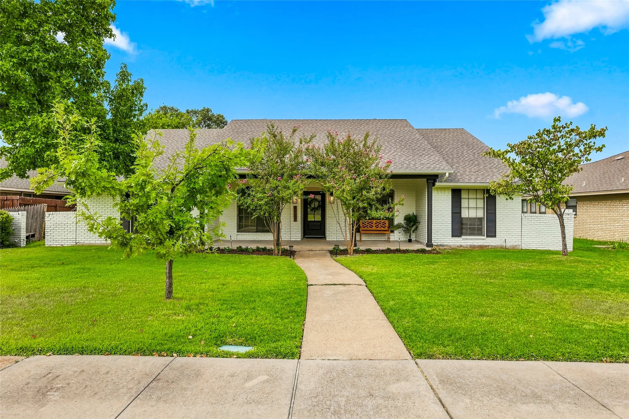 Single Family Residence For Sale in Dallas County , 1107 Sundial Drive, Richardson, Texas 75081, 3 Bedroom, 3 Bathroom, 2 Garage spaces, 2,545 Sqft, built in 1980, mls#21367611, Real Estate Agent in Richardson, Homes For Sale in Dallas county, Homes For Sale in Richardson, Realtor in Richardson Texas, Real Estate Brokerage Independent Realty Texas, Luminita Cordes Realtor