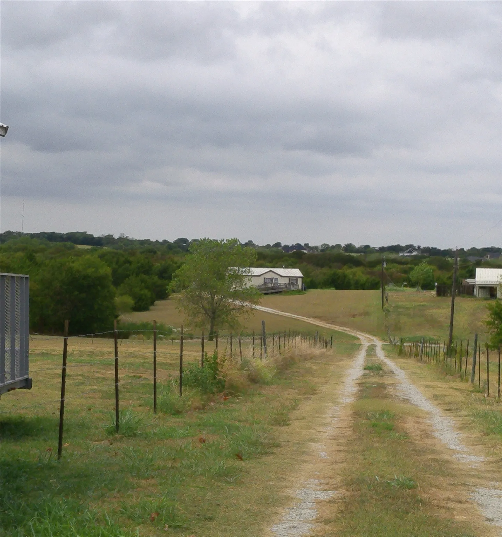 Driveway to property