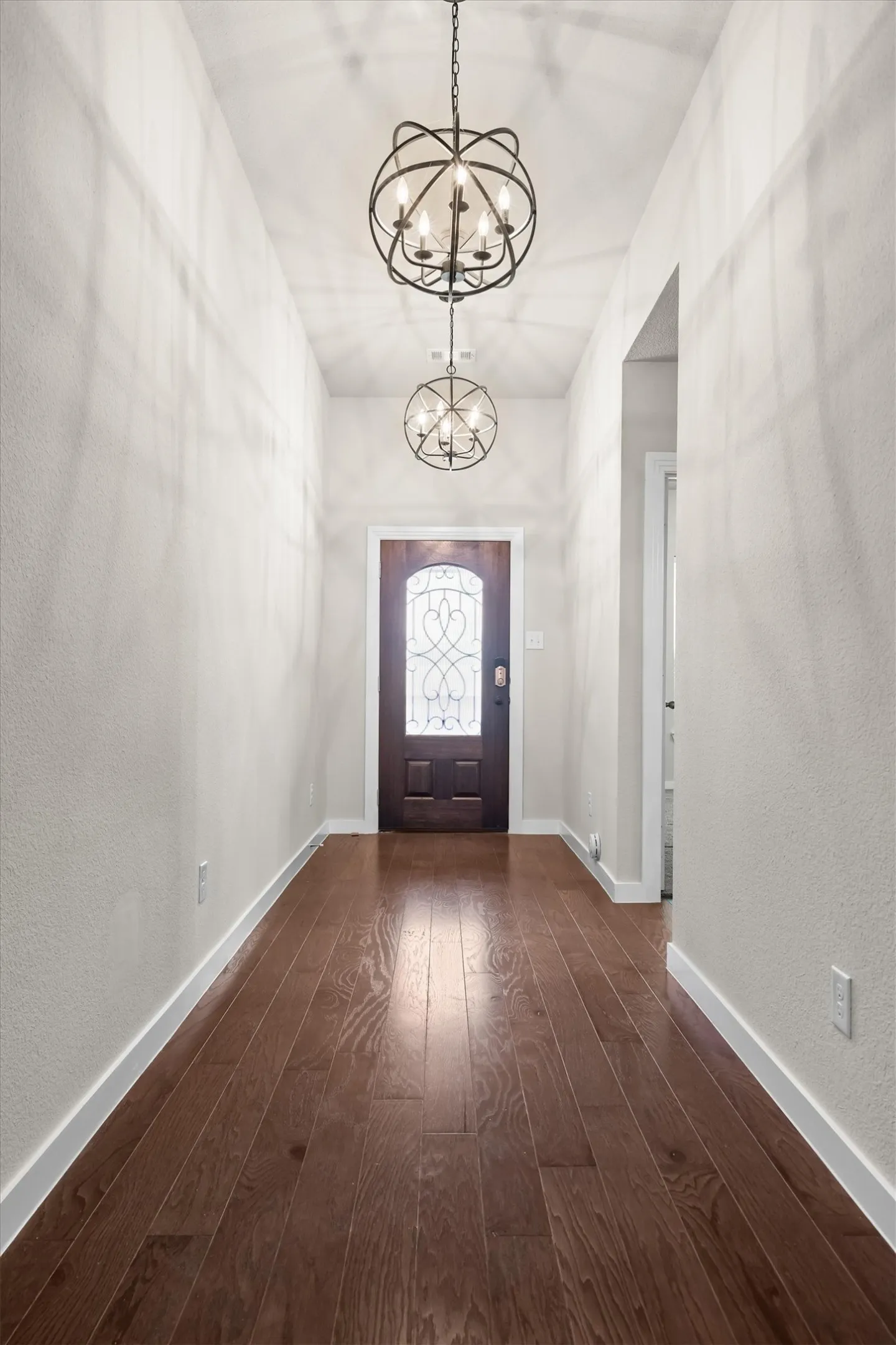 Single Family Residence For Sale in Denton County , 1505 Spoonbill Drive, Little Elm, Texas 75068, 4 Bedroom, 3 Bathroom, 2 Garage spaces, 2,106 Sqft, built in 2018, mls#21358380, Real Estate Agent in Little Elm, Homes For Sale in Denton county, Homes For Sale in Little Elm, Realtor in Little Elm Texas, Real Estate Brokerage Independent Realty Texas, Luminita Cordes Realtor