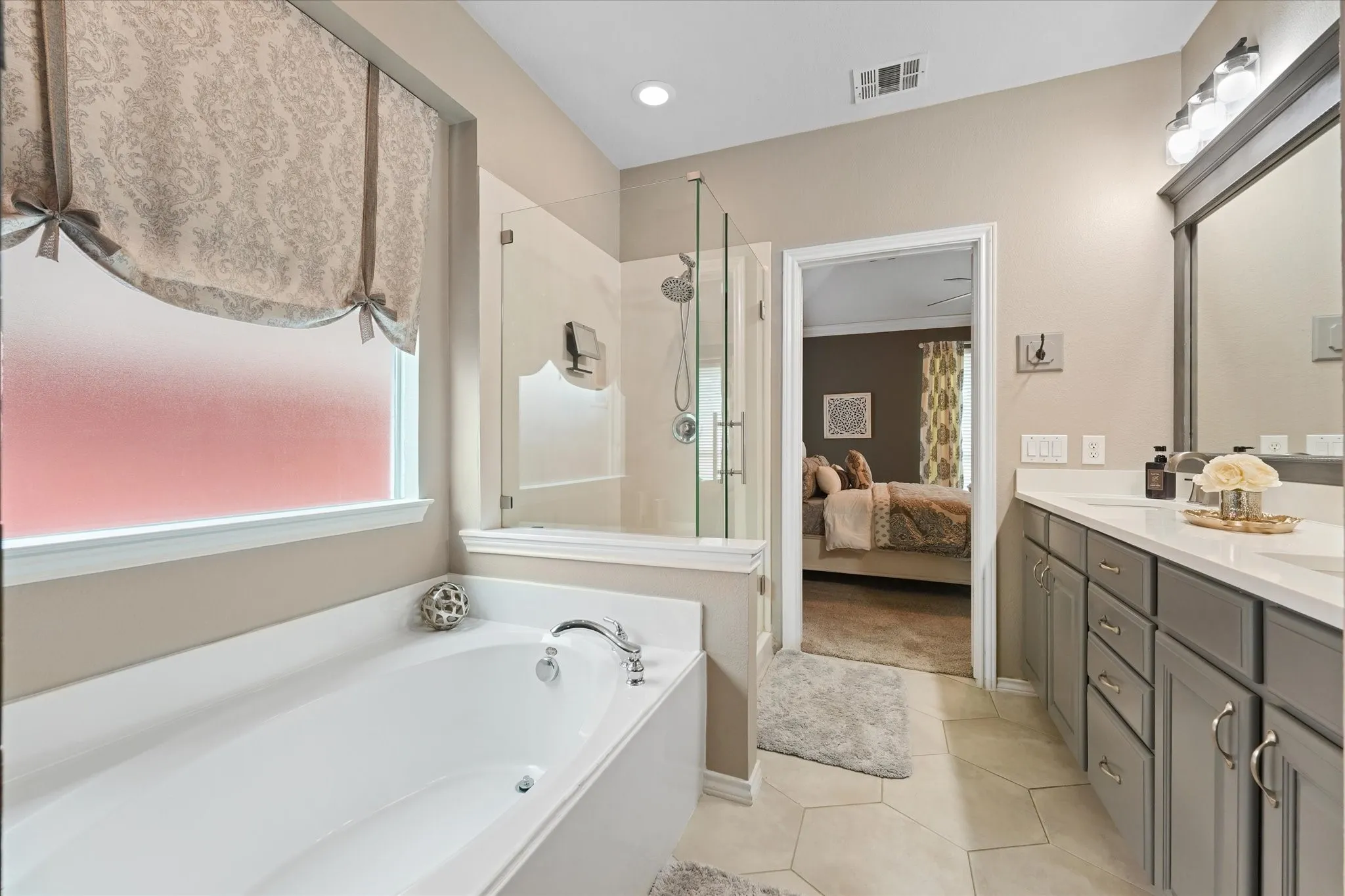 Single Family Residence For Sale in Collin County , 903 Fountain Drive, Wylie, Texas 75098, 4 Bedroom, 3 Bathroom, 2 Garage spaces, 2,942 Sqft, built in 2003, mls#21377936, Real Estate Agent in Wylie, Homes For Sale in Collin county, Homes For Sale in Wylie, Realtor in Wylie Texas, Real Estate Brokerage Independent Realty Texas, Luminita Cordes Realtor