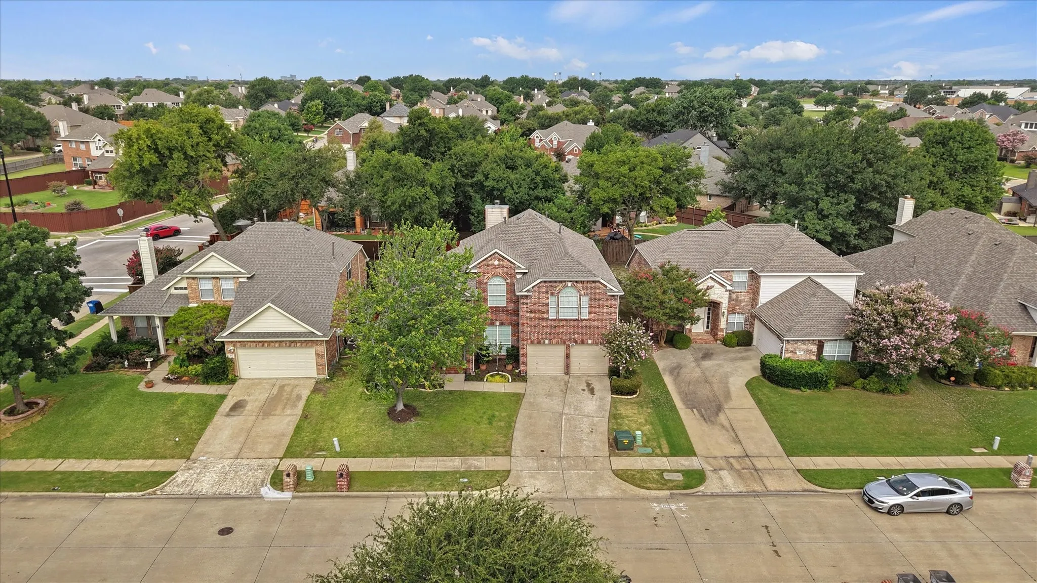 Single Family Residence For Sale in Collin County , 903 Fountain Drive, Wylie, Texas 75098, 4 Bedroom, 3 Bathroom, 2 Garage spaces, 2,942 Sqft, built in 2003, mls#21377936, Real Estate Agent in Wylie, Homes For Sale in Collin county, Homes For Sale in Wylie, Realtor in Wylie Texas, Real Estate Brokerage Independent Realty Texas, Luminita Cordes Realtor