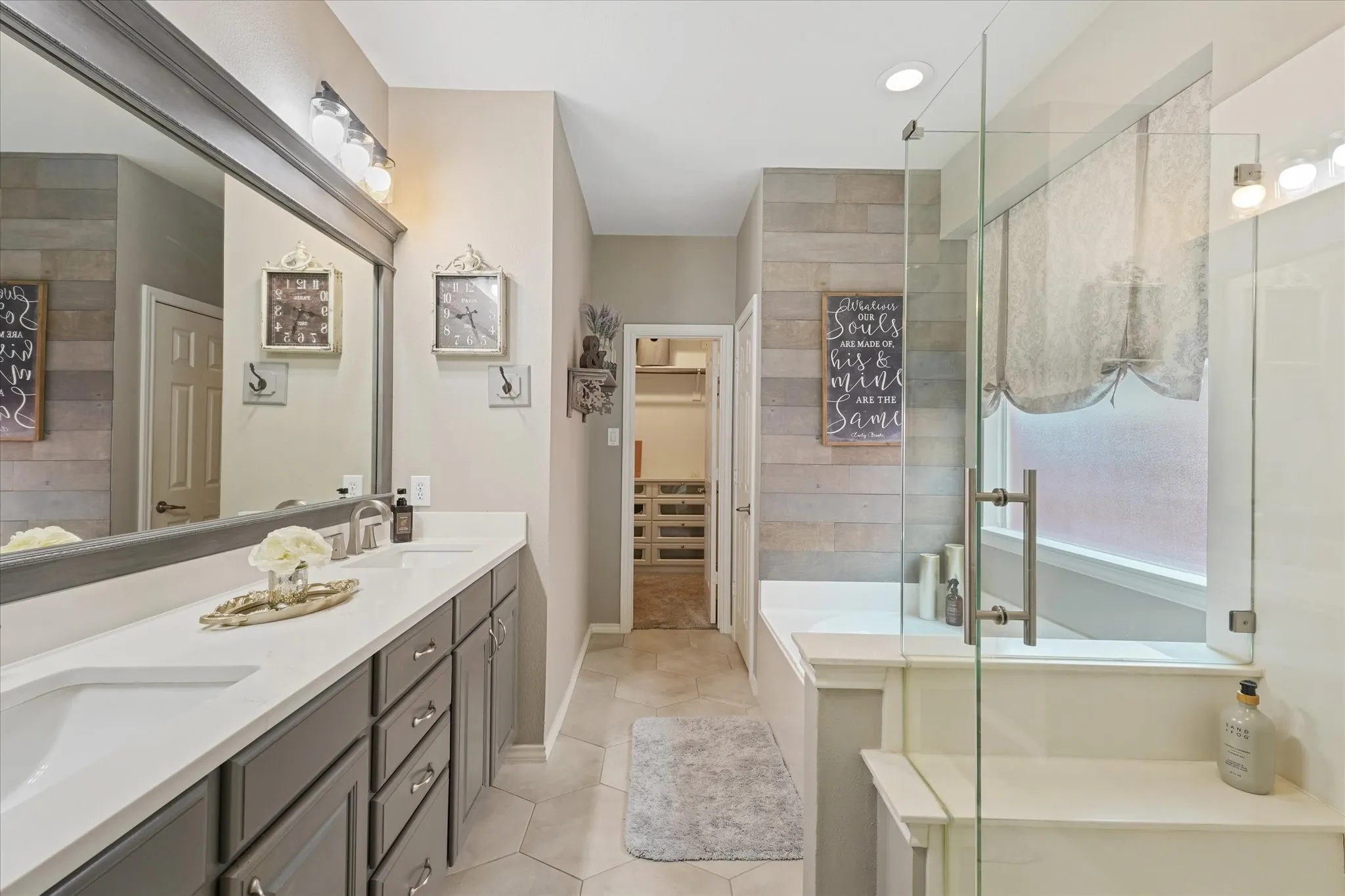 Single Family Residence For Sale in Collin County , 903 Fountain Drive, Wylie, Texas 75098, 4 Bedroom, 3 Bathroom, 2 Garage spaces, 2,942 Sqft, built in 2003, mls#21377936, Real Estate Agent in Wylie, Homes For Sale in Collin county, Homes For Sale in Wylie, Realtor in Wylie Texas, Real Estate Brokerage Independent Realty Texas, Luminita Cordes Realtor