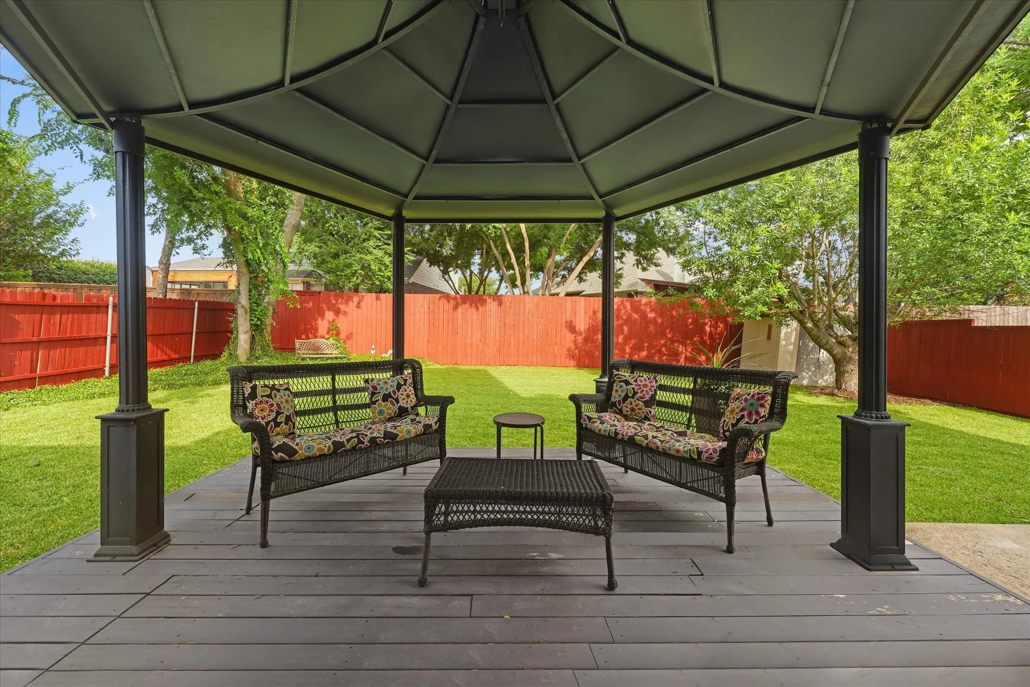 Single Family Residence For Sale in Collin County , 903 Fountain Drive, Wylie, Texas 75098, 4 Bedroom, 3 Bathroom, 2 Garage spaces, 2,942 Sqft, built in 2003, mls#21377936, Real Estate Agent in Wylie, Homes For Sale in Collin county, Homes For Sale in Wylie, Realtor in Wylie Texas, Real Estate Brokerage Independent Realty Texas, Luminita Cordes Realtor