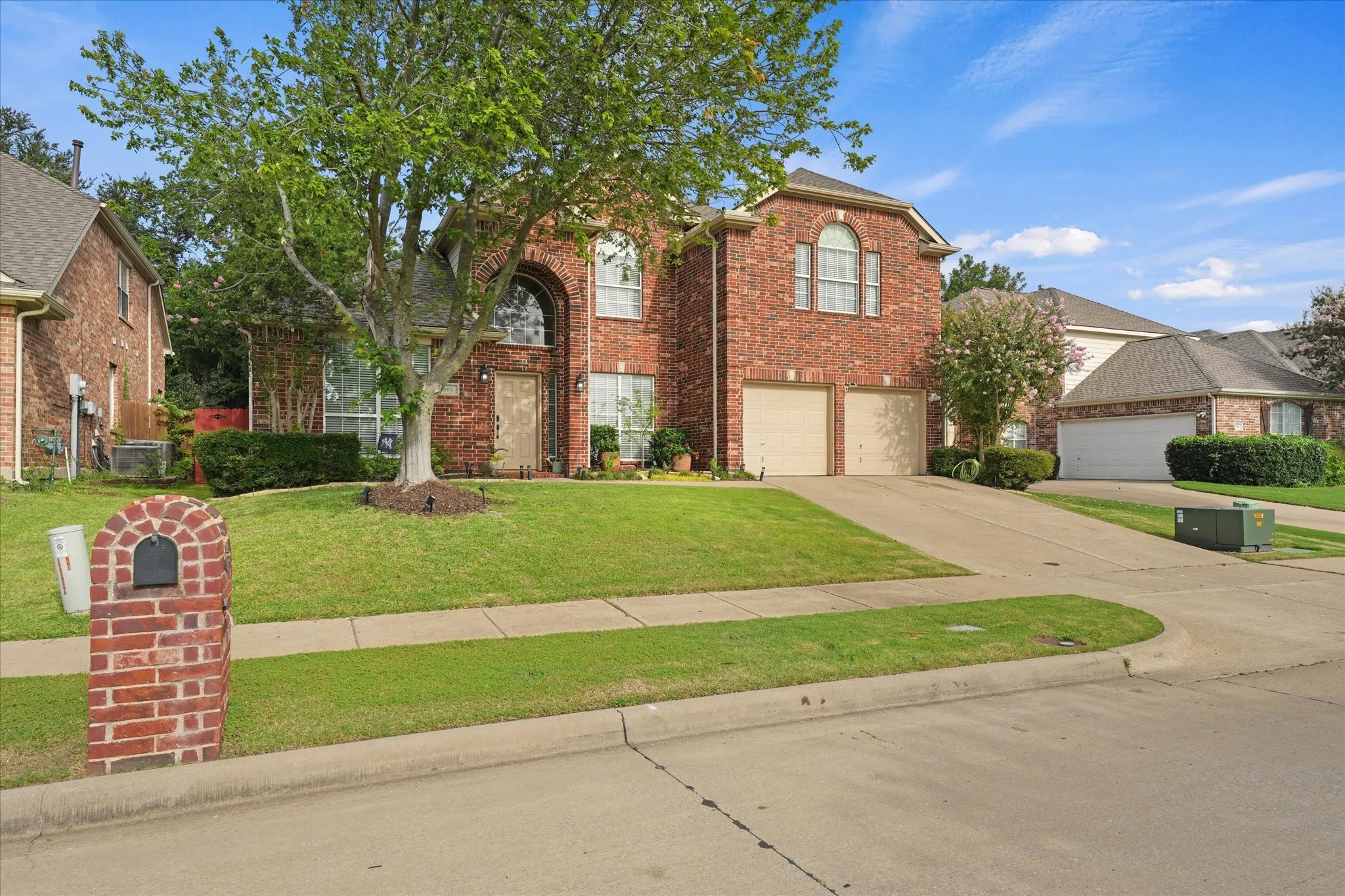Single Family Residence For Sale in Collin County , 903 Fountain Drive, Wylie, Texas 75098, 4 Bedroom, 3 Bathroom, 2 Garage spaces, 2,942 Sqft, built in 2003, mls#21377936, Real Estate Agent in Wylie, Homes For Sale in Collin county, Homes For Sale in Wylie, Realtor in Wylie Texas, Real Estate Brokerage Independent Realty Texas, Luminita Cordes Realtor