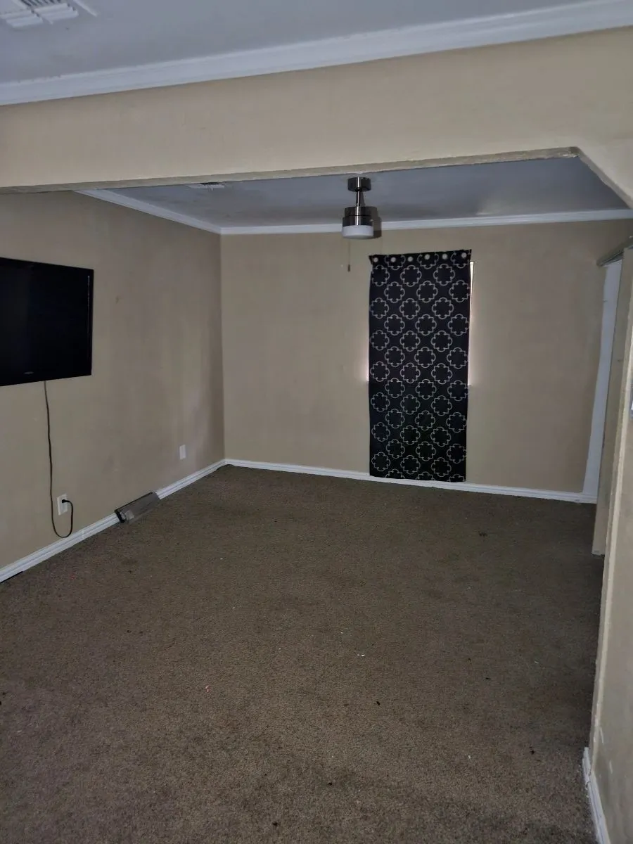 Single Family Residence For Sale in Wichita County , 4709 Gay Street, Wichita Falls, Texas 76306, 4 Bedroom, 3 Bathroom, 1 Garage spaces, 1,968 Sqft, built in 1962, mls#21377946, Real Estate Agent in Wichita Falls, Homes For Sale in Wichita county, Homes For Sale in Wichita Falls, Realtor in Wichita Falls Texas, Real Estate Brokerage Independent Realty Texas, Luminita Cordes Realtor