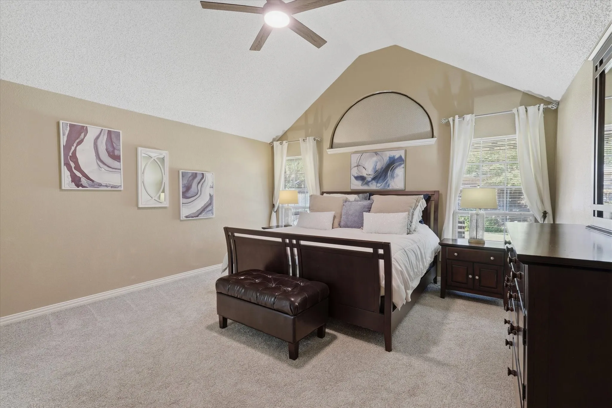 Single Family Residence For Sale in Collin County , 11100 New Orleans Drive, Frisco, Texas 75035, 4 Bedroom, 2 Bathroom, 2 Garage spaces, 2,027 Sqft, built in 1993, mls#21377020, Real Estate Agent in Frisco, Homes For Sale in Collin county, Homes For Sale in Frisco, Realtor in Frisco Texas, Real Estate Brokerage Independent Realty Texas, Luminita Cordes Realtor