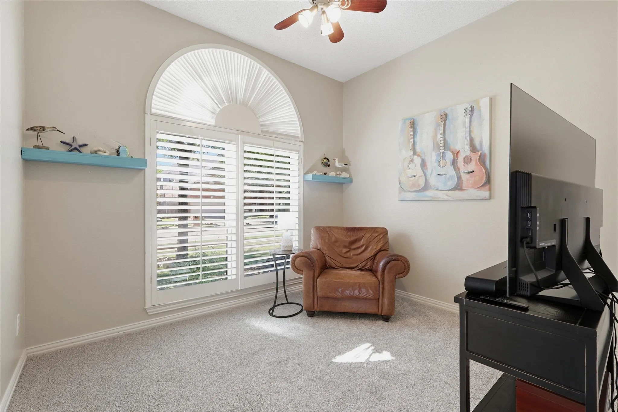 Single Family Residence For Sale in Collin County , 11100 New Orleans Drive, Frisco, Texas 75035, 4 Bedroom, 2 Bathroom, 2 Garage spaces, 2,027 Sqft, built in 1993, mls#21377020, Real Estate Agent in Frisco, Homes For Sale in Collin county, Homes For Sale in Frisco, Realtor in Frisco Texas, Real Estate Brokerage Independent Realty Texas, Luminita Cordes Realtor