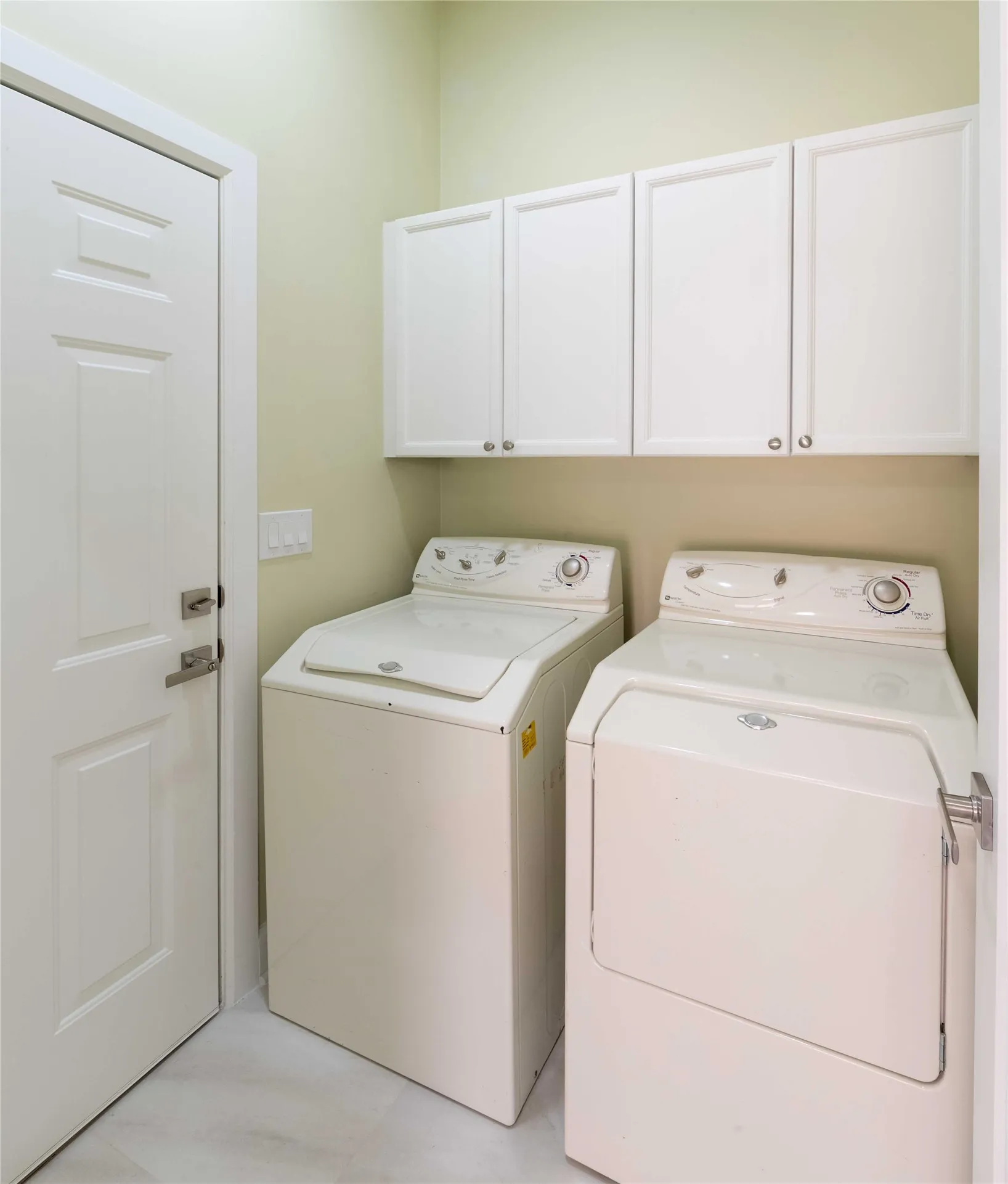 Full size washer and dryer.