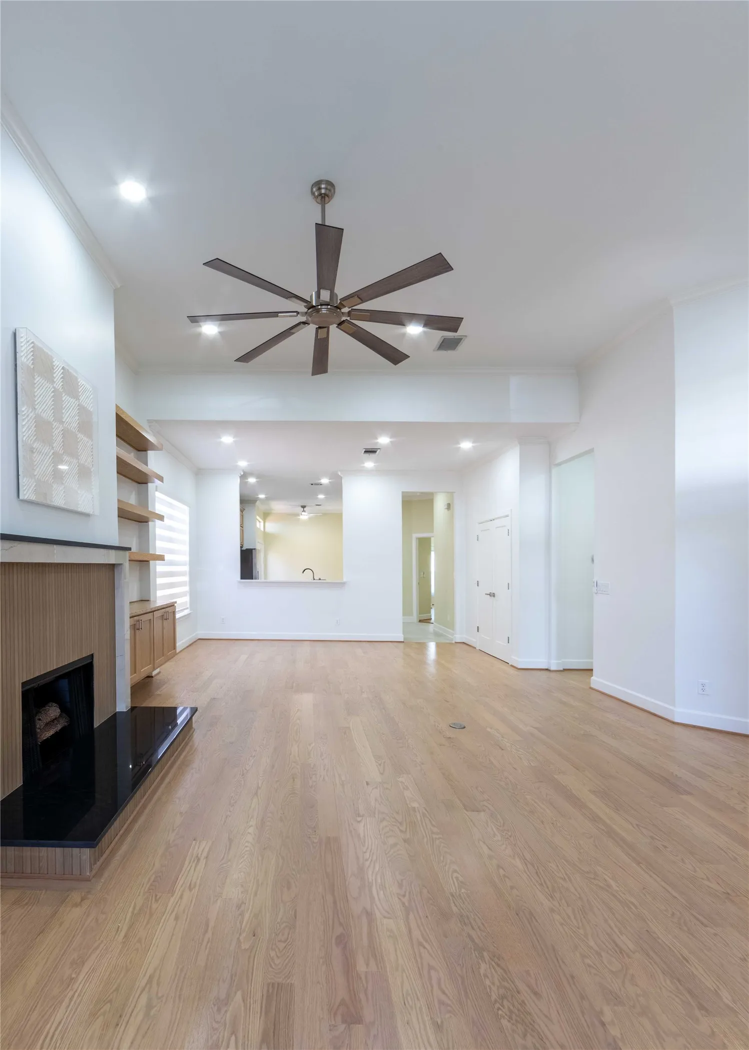 Extended view of the living areas.