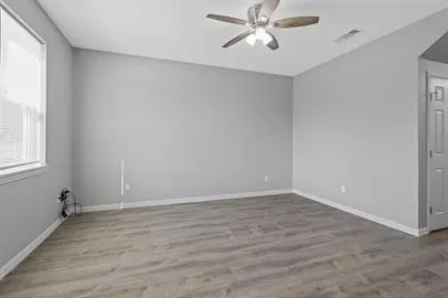 Duplex For Rent in Grayson County , 529-531 E Ball Street 531, Tom Bean, Texas 75489, 3 Bedroom, 3 Bathroom, Garage spaces, 1,424 Sqft, built in 2023, mls#21377977, Real Estate Agent in Tom Bean, Homes For Rent in Grayson county, Homes For Rent in Tom Bean, Realtor in Tom Bean Texas, Real Estate Brokerage Independent Realty Texas, Luminita Cordes Realtor