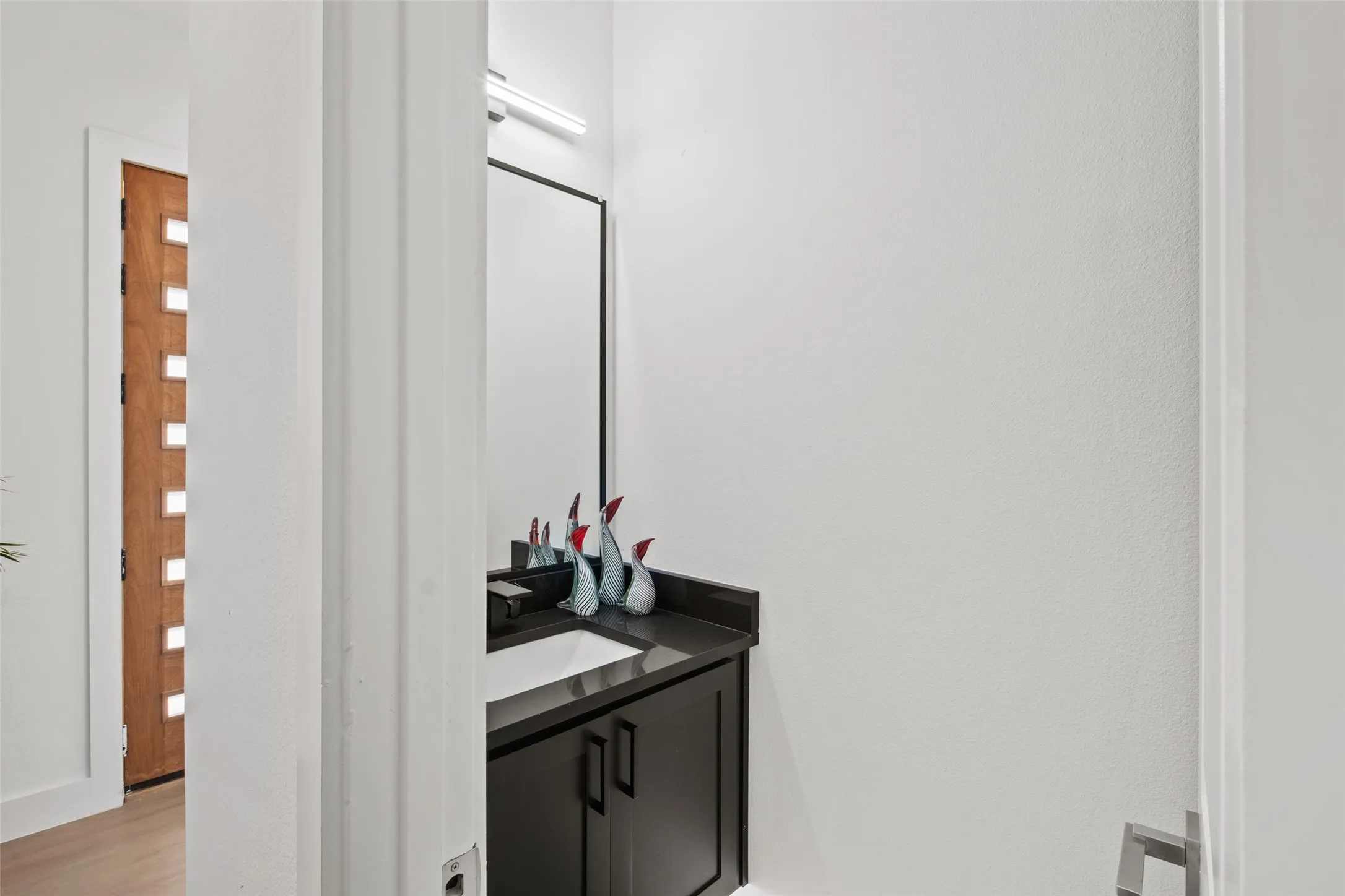 Single Family Residence For Sale in Dallas County , 2503 Lawrence Street, Dallas, Texas 75215, 3 Bedroom, 3 Bathroom, 2 Garage spaces, 1,950 Sqft, built in 2025, mls#21377973, Real Estate Agent in Dallas, Homes For Sale in Dallas county, Homes For Sale in Dallas, Realtor in Dallas Texas, Real Estate Brokerage Independent Realty Texas, Luminita Cordes Realtor