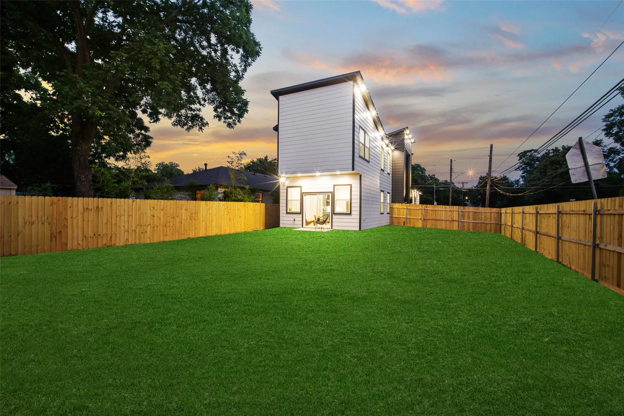 Single Family Residence For Sale in Dallas County , 2503 Lawrence Street, Dallas, Texas 75215, 3 Bedroom, 3 Bathroom, 2 Garage spaces, 1,950 Sqft, built in 2025, mls#21377973, Real Estate Agent in Dallas, Homes For Sale in Dallas county, Homes For Sale in Dallas, Realtor in Dallas Texas, Real Estate Brokerage Independent Realty Texas, Luminita Cordes Realtor