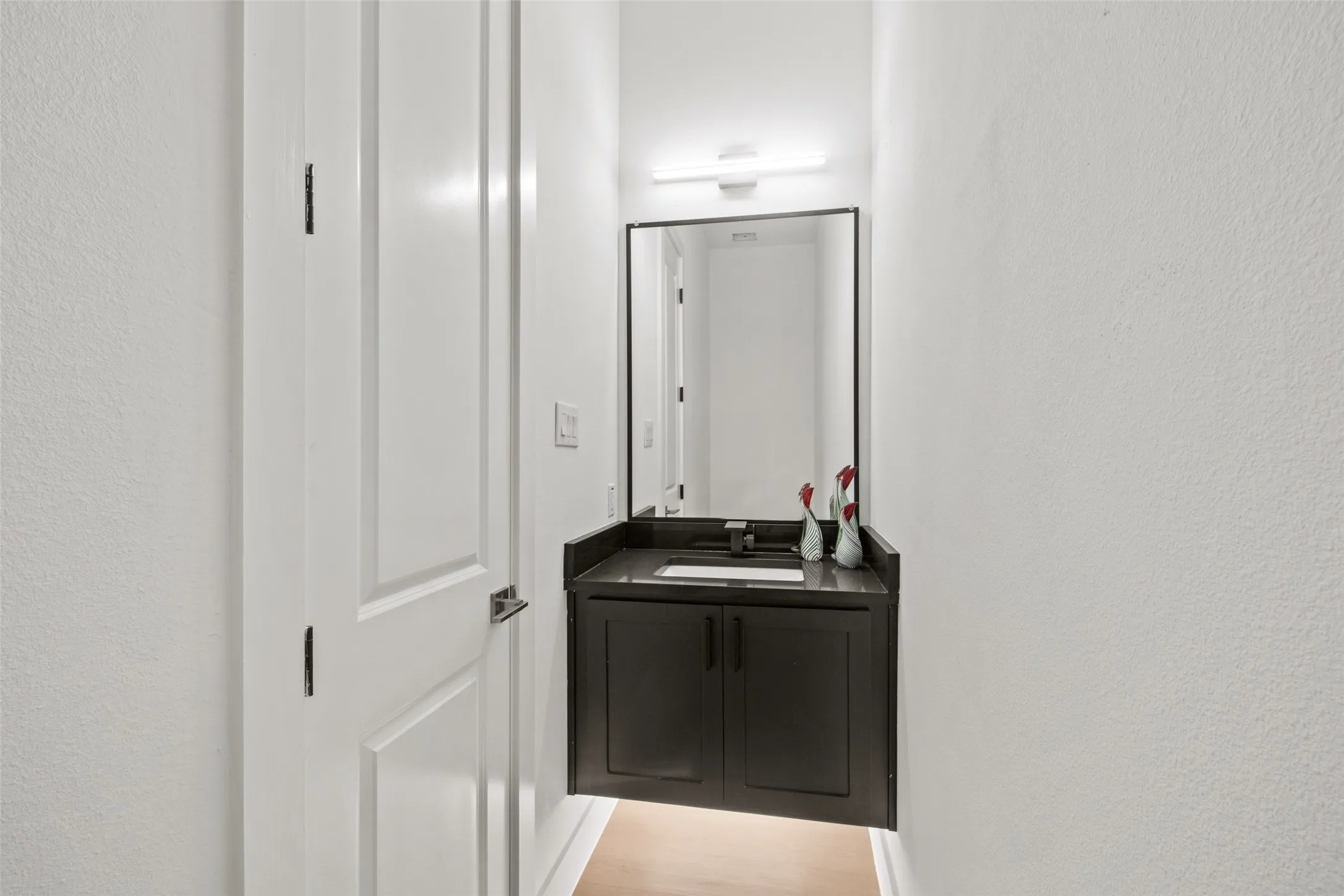 Single Family Residence For Sale in Dallas County , 2503 Lawrence Street, Dallas, Texas 75215, 3 Bedroom, 3 Bathroom, 2 Garage spaces, 1,950 Sqft, built in 2025, mls#21377973, Real Estate Agent in Dallas, Homes For Sale in Dallas county, Homes For Sale in Dallas, Realtor in Dallas Texas, Real Estate Brokerage Independent Realty Texas, Luminita Cordes Realtor