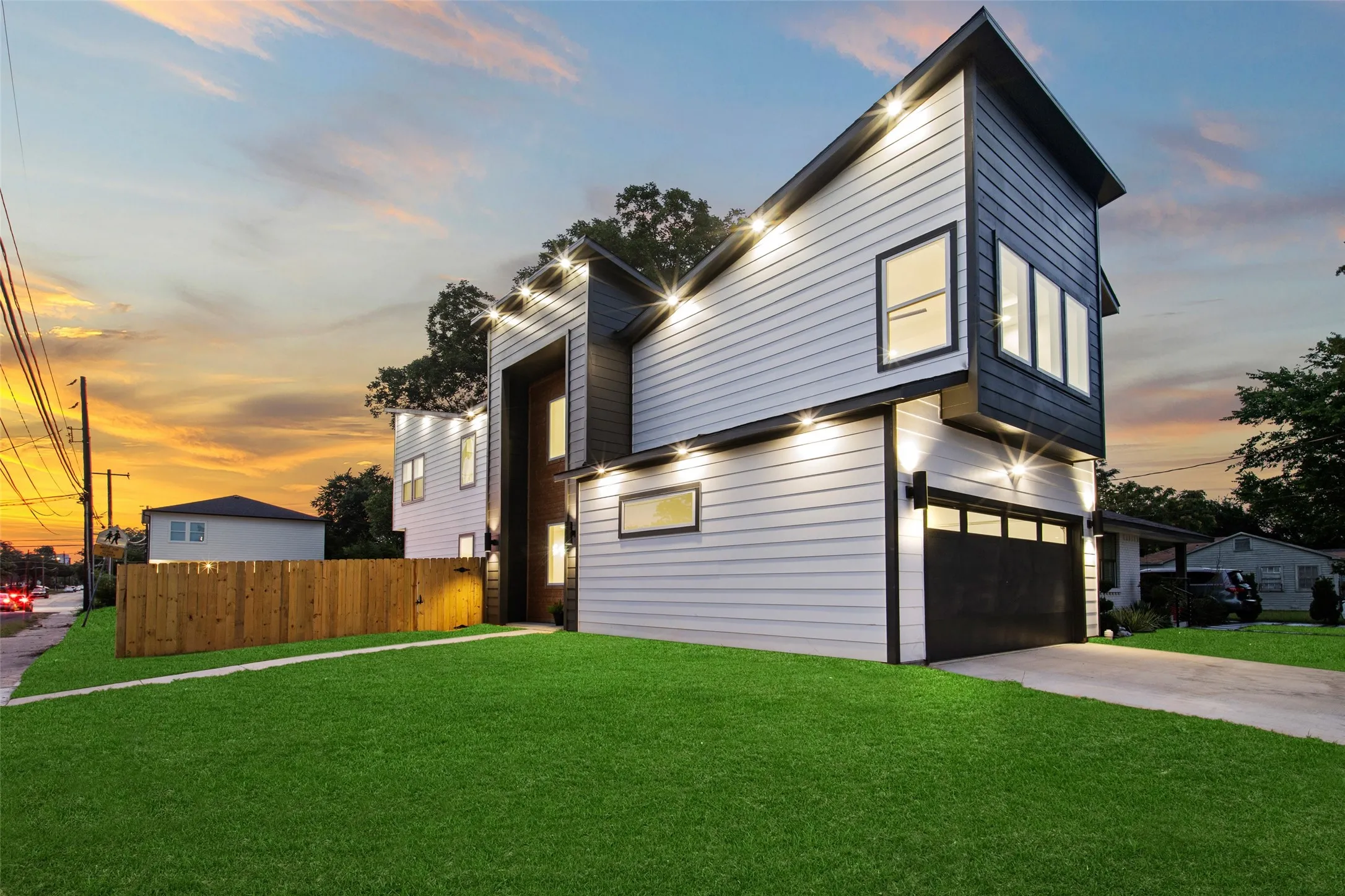 Single Family Residence For Sale in Dallas County , 2503 Lawrence Street, Dallas, Texas 75215, 3 Bedroom, 3 Bathroom, 2 Garage spaces, 1,950 Sqft, built in 2025, mls#21377973, Real Estate Agent in Dallas, Homes For Sale in Dallas county, Homes For Sale in Dallas, Realtor in Dallas Texas, Real Estate Brokerage Independent Realty Texas, Luminita Cordes Realtor