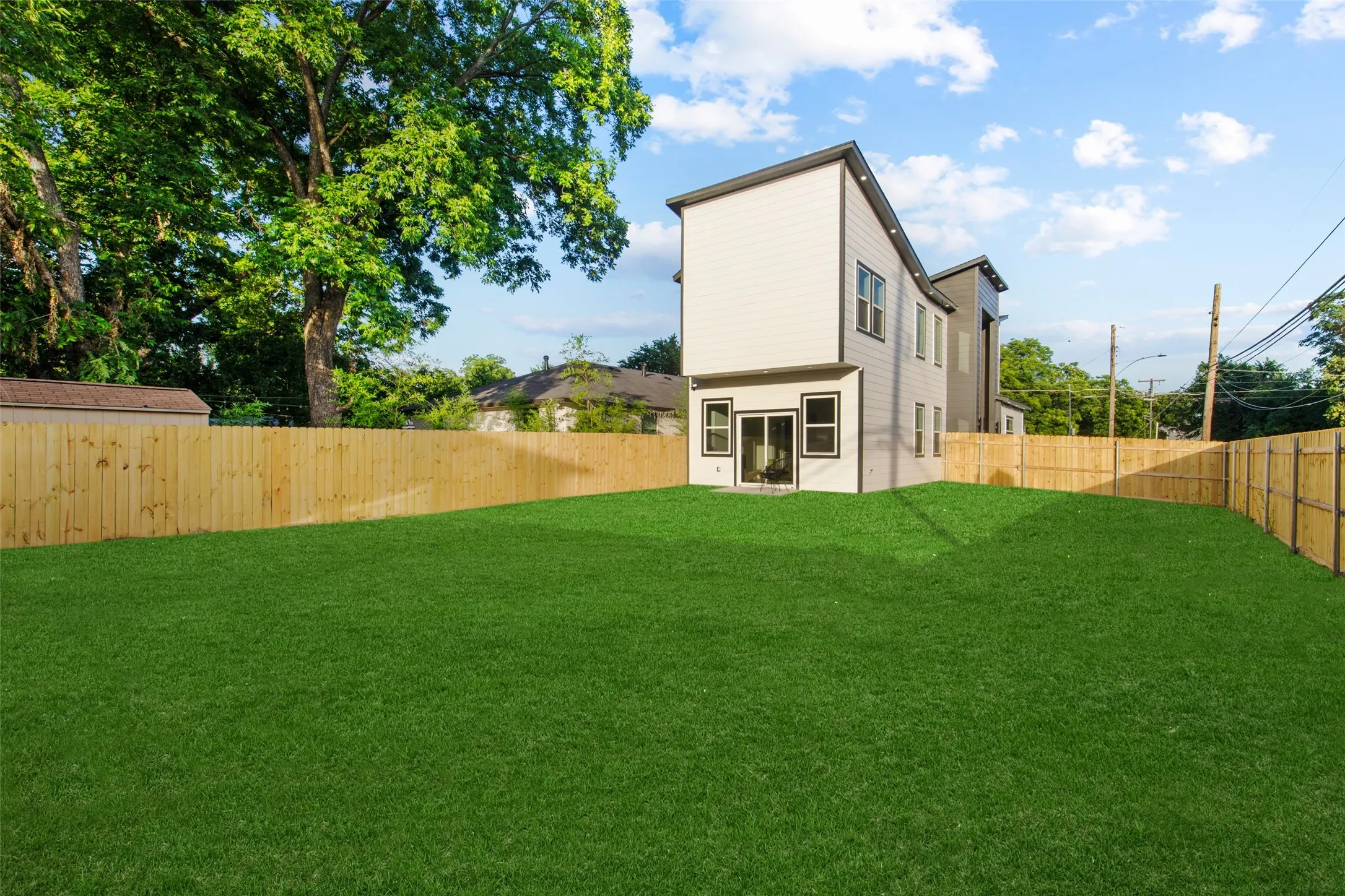 Single Family Residence For Sale in Dallas County , 2503 Lawrence Street, Dallas, Texas 75215, 3 Bedroom, 3 Bathroom, 2 Garage spaces, 1,950 Sqft, built in 2025, mls#21377973, Real Estate Agent in Dallas, Homes For Sale in Dallas county, Homes For Sale in Dallas, Realtor in Dallas Texas, Real Estate Brokerage Independent Realty Texas, Luminita Cordes Realtor