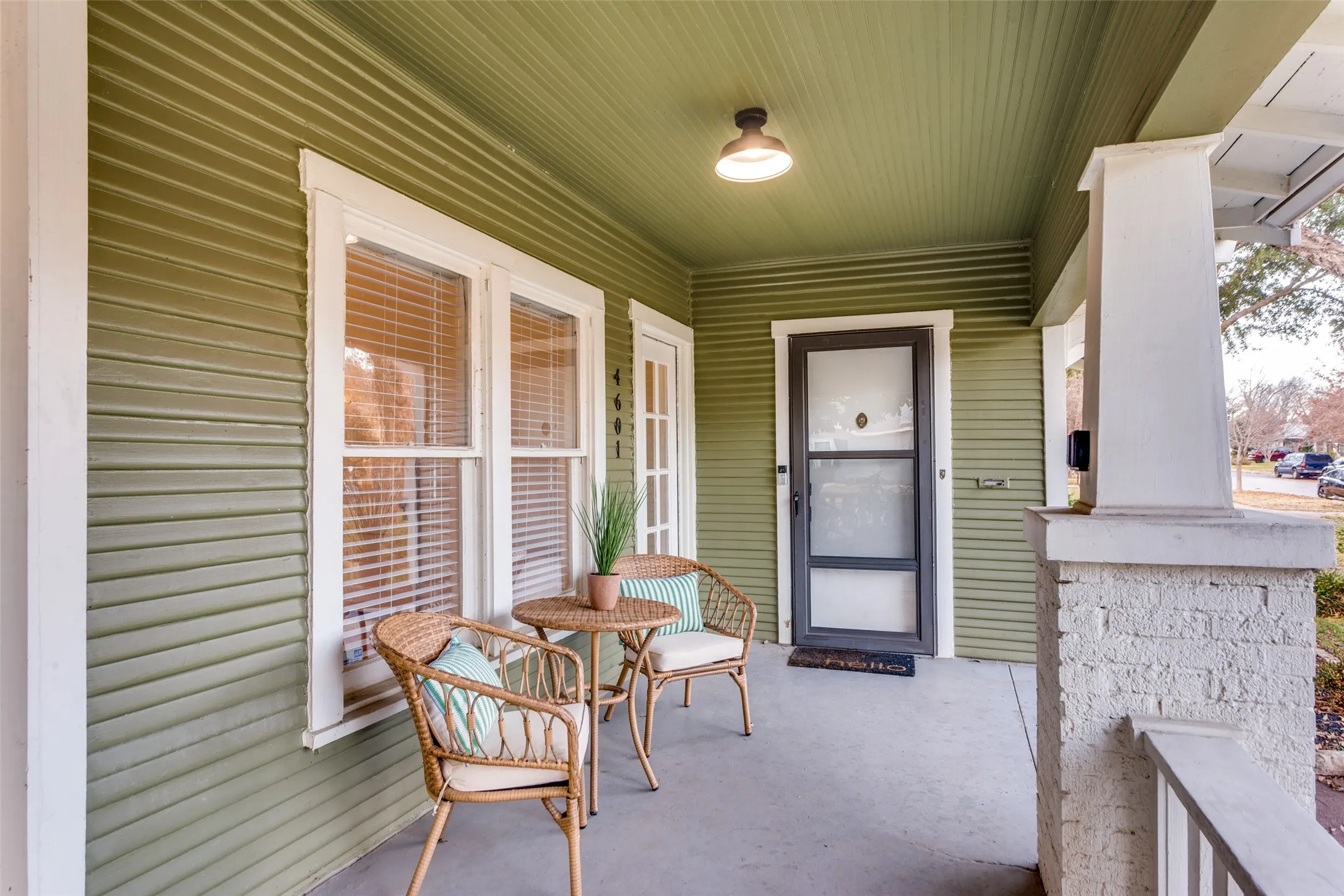 For Sale in Tarrant County , 25O8 Hulen Street, Fort Worth, Texas 76107, 3 Bedroom, 3 Bathroom, 2 Garage spaces, 2,106 Sqft, built in 1935, mls#21377920, Real Estate Agent in Fort Worth, Homes For Sale in Tarrant county, Homes For Sale in Fort Worth, Realtor in Fort Worth Texas, Real Estate Brokerage Independent Realty Texas, Luminita Cordes Realtor