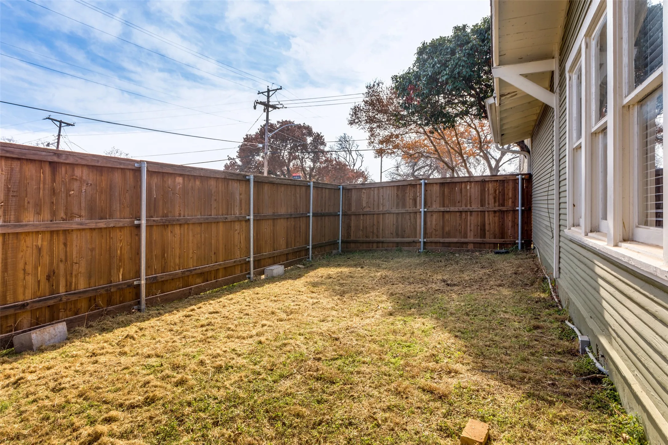 Side yard off the primary suite