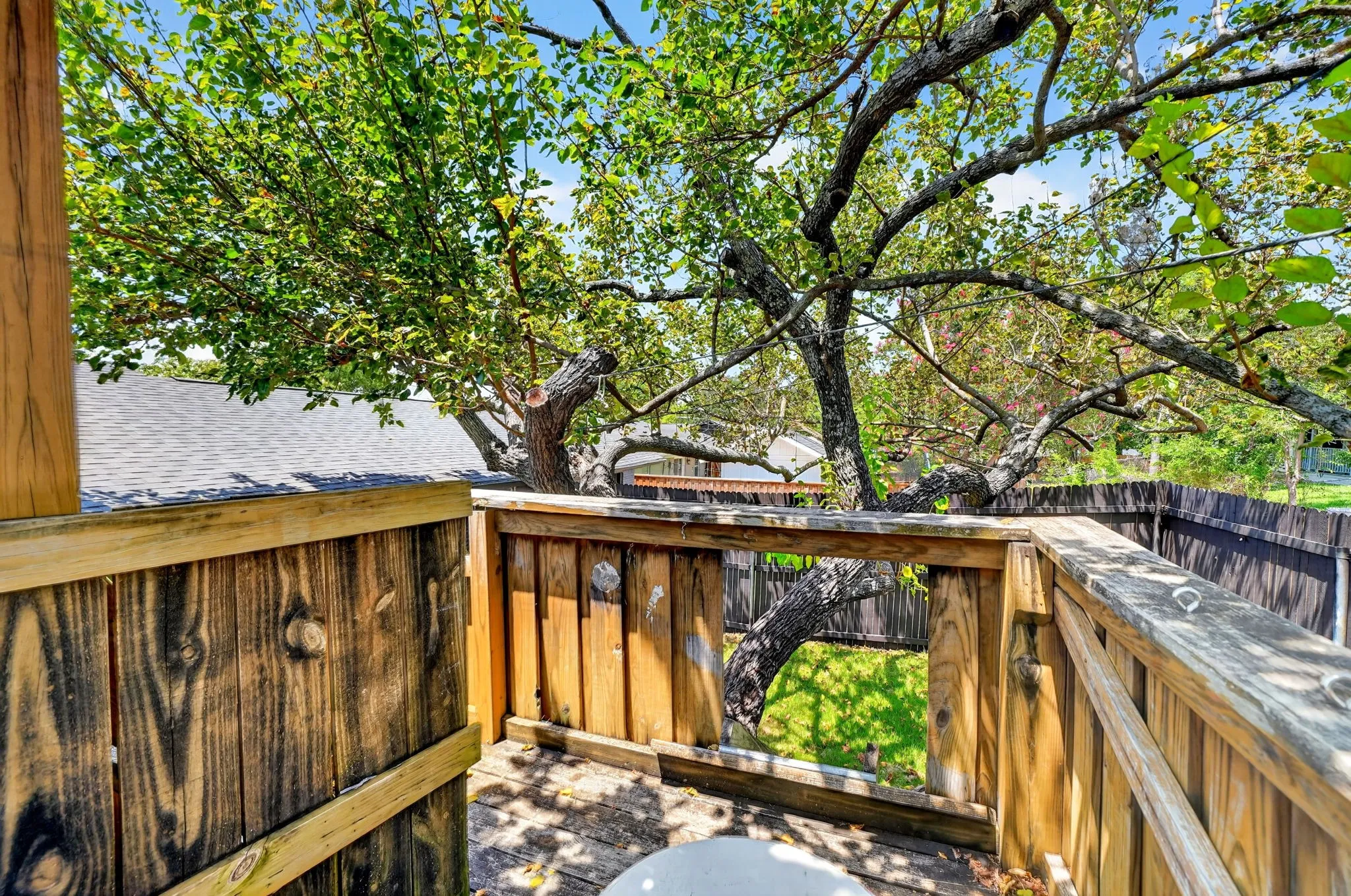 Single Family Residence For Rent in Rockwall County , 505 Whittle Way, Rockwall, Texas 75087, 3 Bedroom, 2 Bathroom, 2 Garage spaces, 1,439 Sqft, built in 1961, mls#21377813, Real Estate Agent in Rockwall, Homes For Rent in Rockwall county, Homes For Rent in Rockwall, Realtor in Rockwall Texas, Real Estate Brokerage Independent Realty Texas, Luminita Cordes Realtor