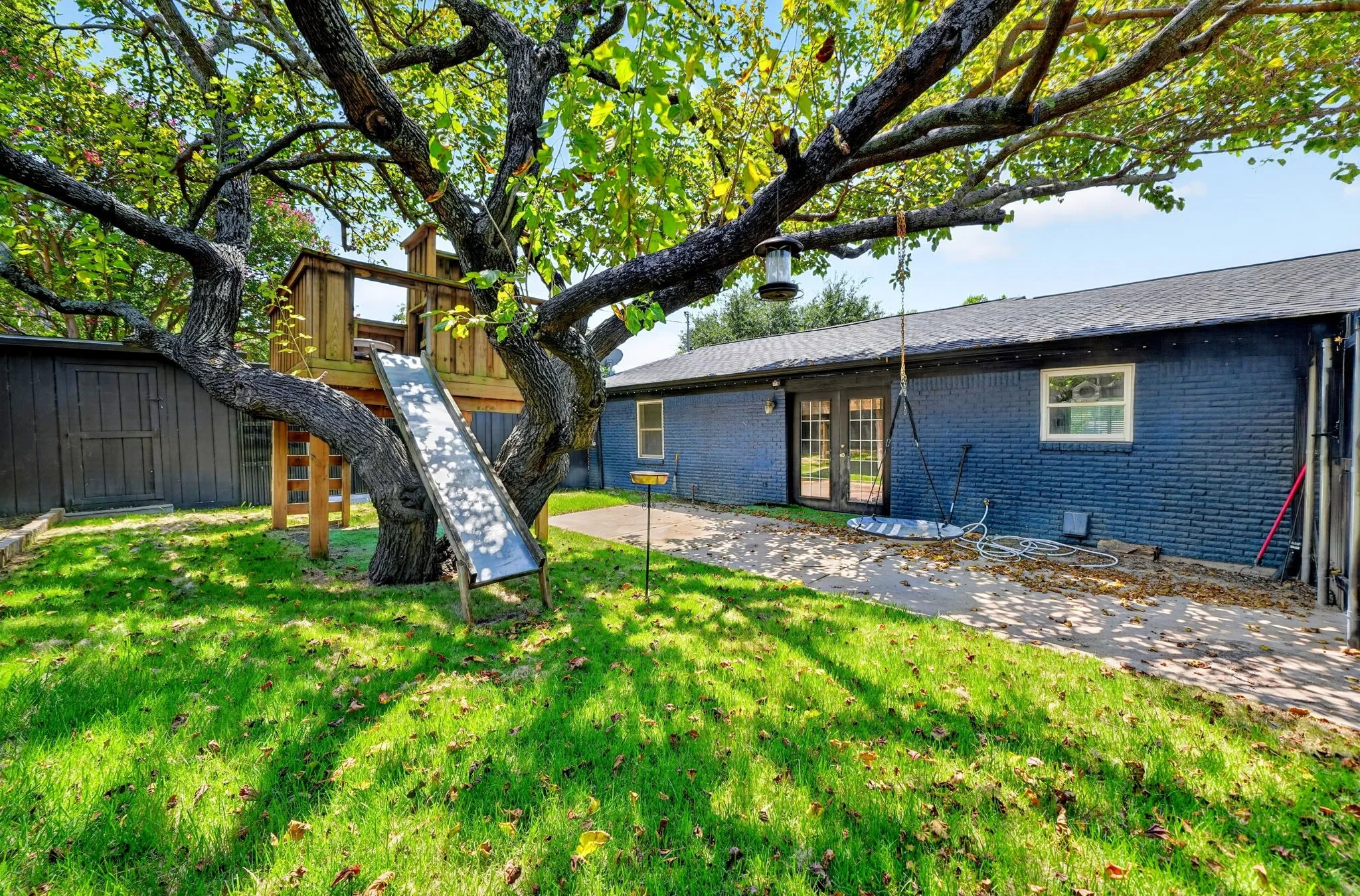 Single Family Residence For Rent in Rockwall County , 505 Whittle Way, Rockwall, Texas 75087, 3 Bedroom, 2 Bathroom, 2 Garage spaces, 1,439 Sqft, built in 1961, mls#21377813, Real Estate Agent in Rockwall, Homes For Rent in Rockwall county, Homes For Rent in Rockwall, Realtor in Rockwall Texas, Real Estate Brokerage Independent Realty Texas, Luminita Cordes Realtor