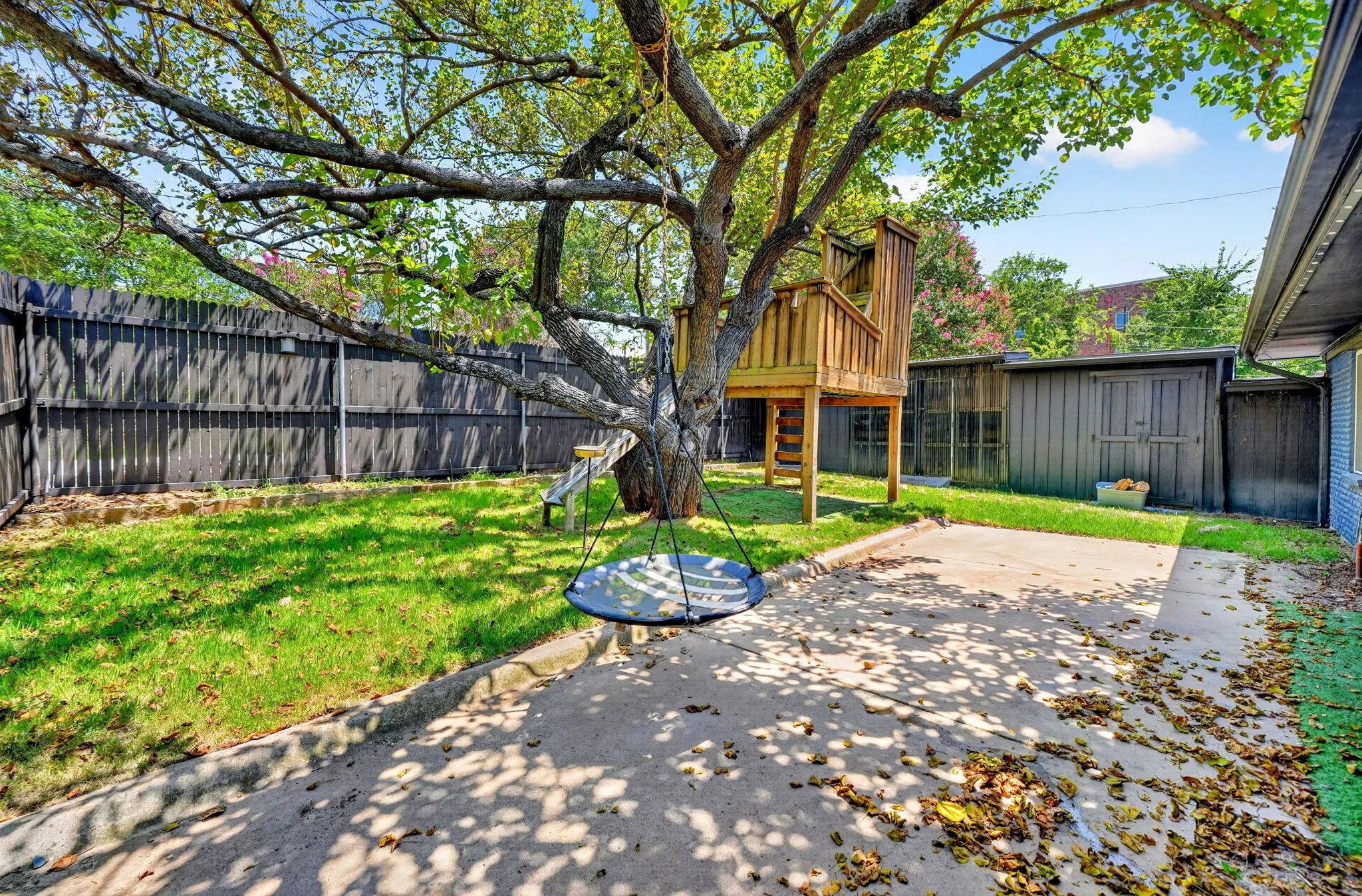 Single Family Residence For Rent in Rockwall County , 505 Whittle Way, Rockwall, Texas 75087, 3 Bedroom, 2 Bathroom, 2 Garage spaces, 1,439 Sqft, built in 1961, mls#21377813, Real Estate Agent in Rockwall, Homes For Rent in Rockwall county, Homes For Rent in Rockwall, Realtor in Rockwall Texas, Real Estate Brokerage Independent Realty Texas, Luminita Cordes Realtor