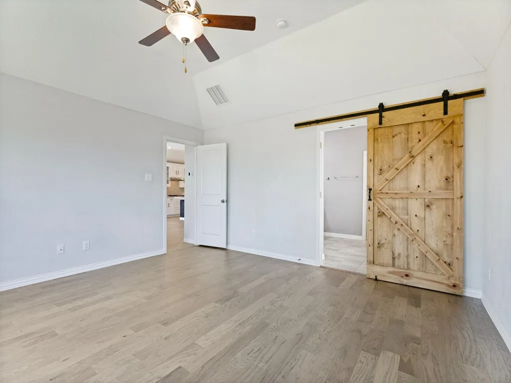 Single Family Residence For Sale in Tarrant County , 1520 Eleanor Drive, Fort Worth, Texas 76052, 4 Bedroom, 3 Bathroom, 3 Garage spaces, 2,287 Sqft, built in 2019, mls#21363253, Real Estate Agent in Fort Worth, Homes For Sale in Tarrant county, Homes For Sale in Fort Worth, Realtor in Fort Worth Texas, Real Estate Brokerage Independent Realty Texas, Luminita Cordes Realtor