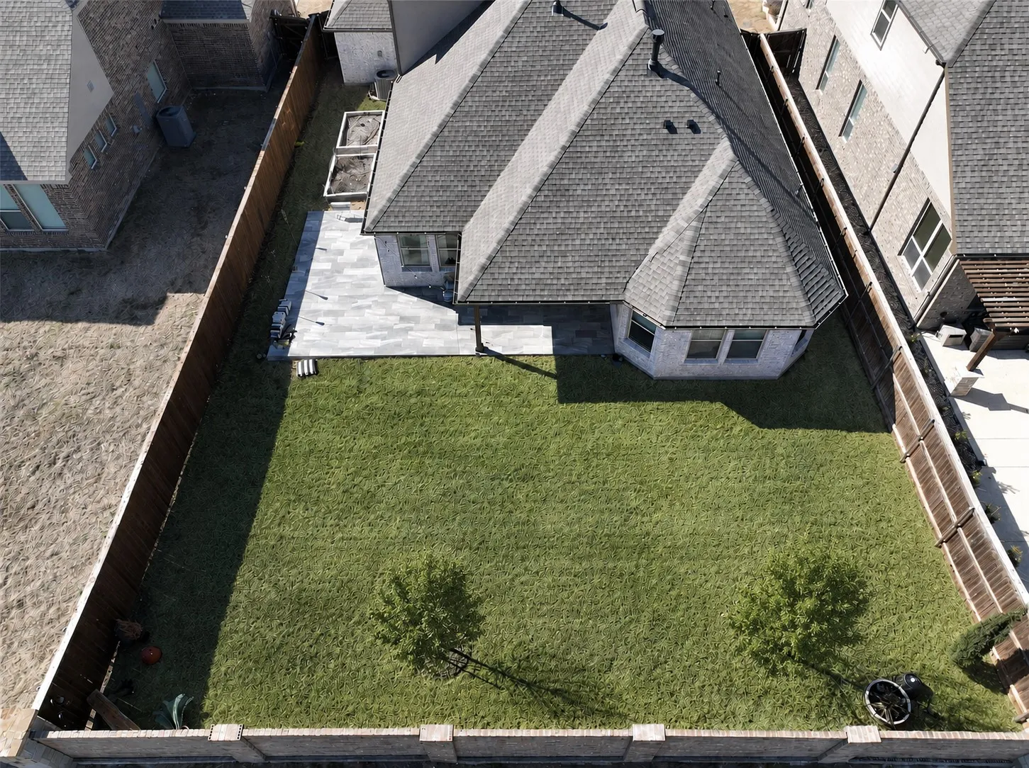 Single Family Residence For Sale in Tarrant County , 1520 Eleanor Drive, Fort Worth, Texas 76052, 4 Bedroom, 3 Bathroom, 3 Garage spaces, 2,287 Sqft, built in 2019, mls#21363253, Real Estate Agent in Fort Worth, Homes For Sale in Tarrant county, Homes For Sale in Fort Worth, Realtor in Fort Worth Texas, Real Estate Brokerage Independent Realty Texas, Luminita Cordes Realtor