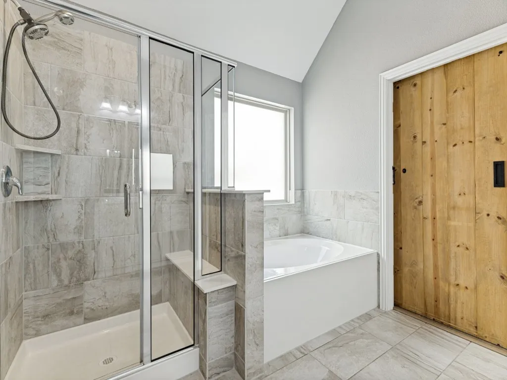 Single Family Residence For Sale in Tarrant County , 1520 Eleanor Drive, Fort Worth, Texas 76052, 4 Bedroom, 3 Bathroom, 3 Garage spaces, 2,287 Sqft, built in 2019, mls#21363253, Real Estate Agent in Fort Worth, Homes For Sale in Tarrant county, Homes For Sale in Fort Worth, Realtor in Fort Worth Texas, Real Estate Brokerage Independent Realty Texas, Luminita Cordes Realtor